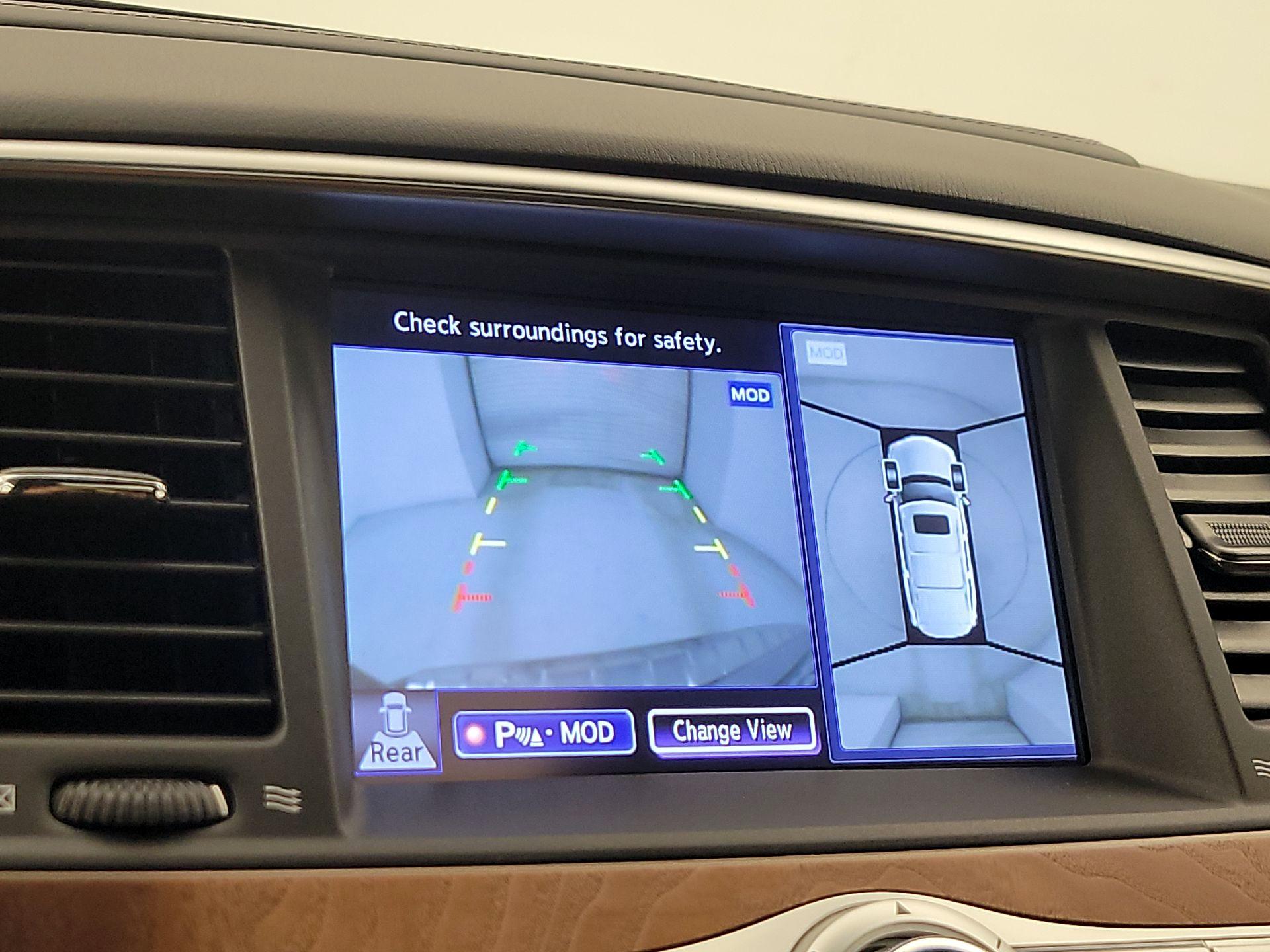 Thumbnail: 2016 INFINITI QX80 - 15