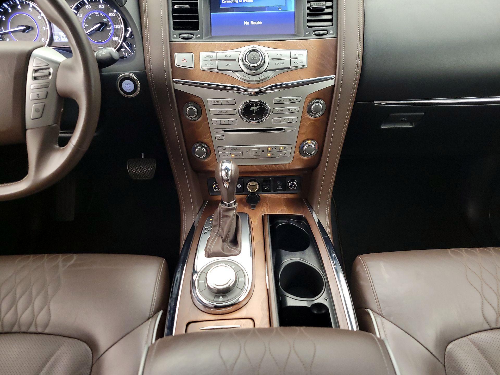Thumbnail: 2016 INFINITI QX80 - 18