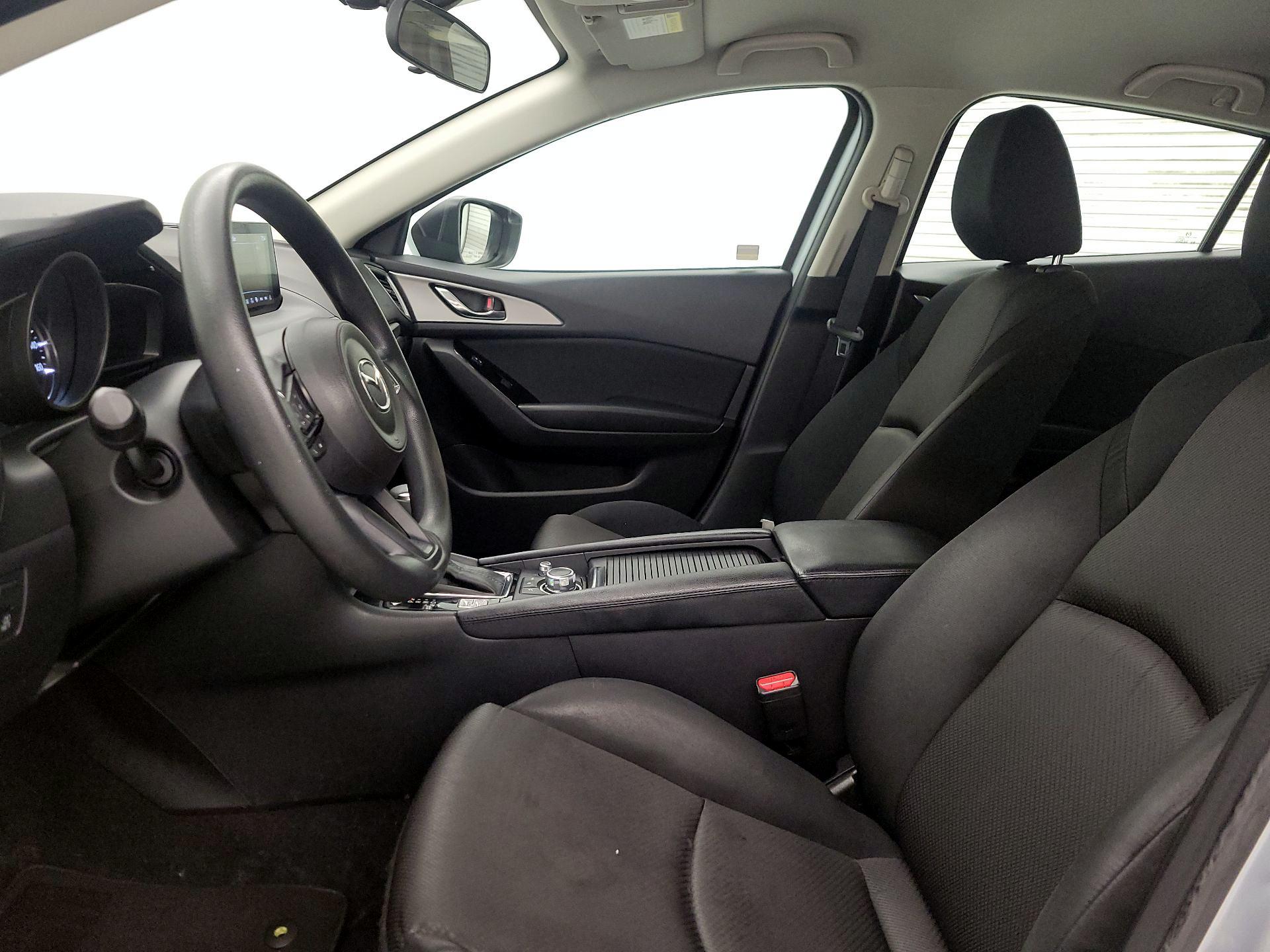 Thumbnail: 2017 Mazda Mazda3 - 11