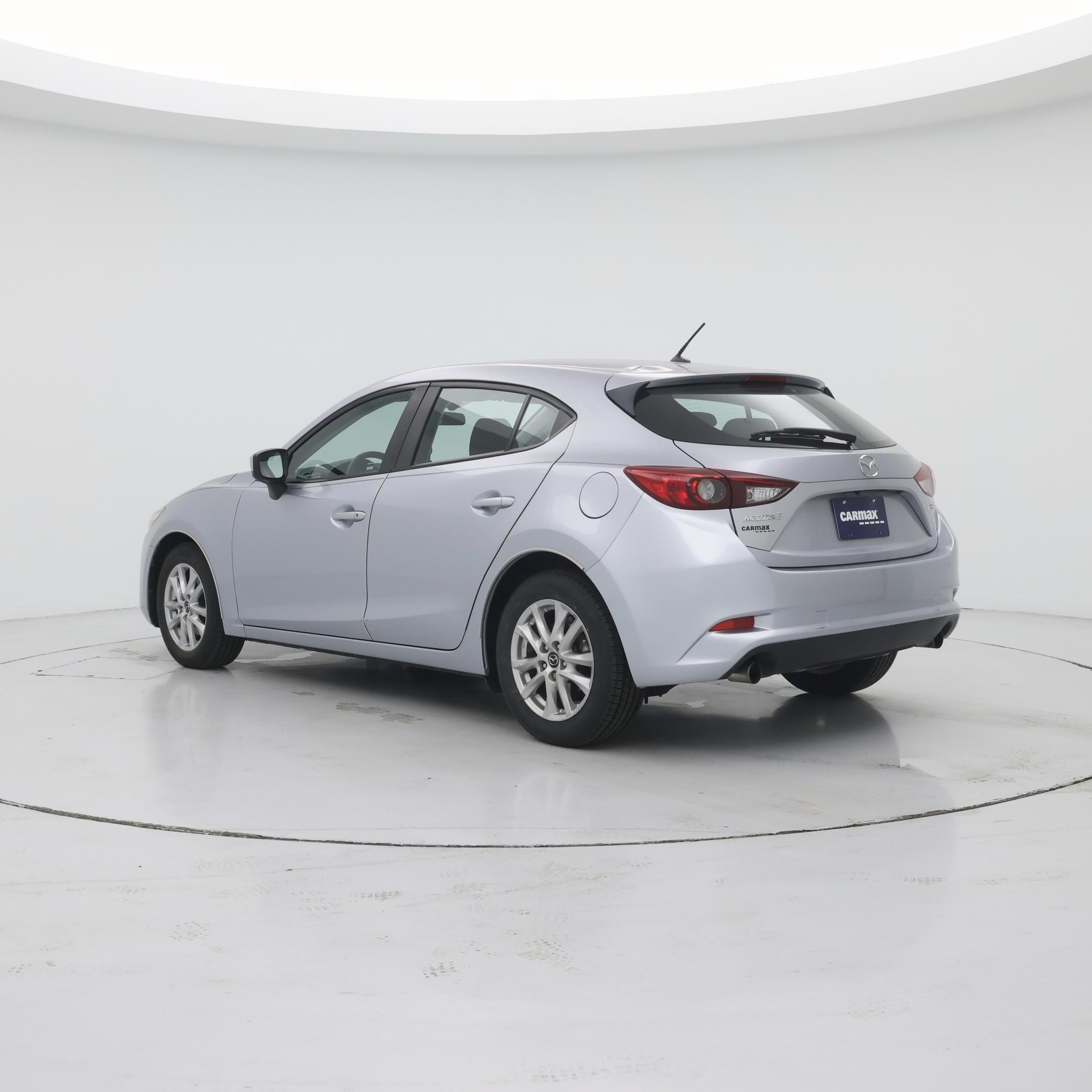 Thumbnail: 2017 Mazda Mazda3 - 2
