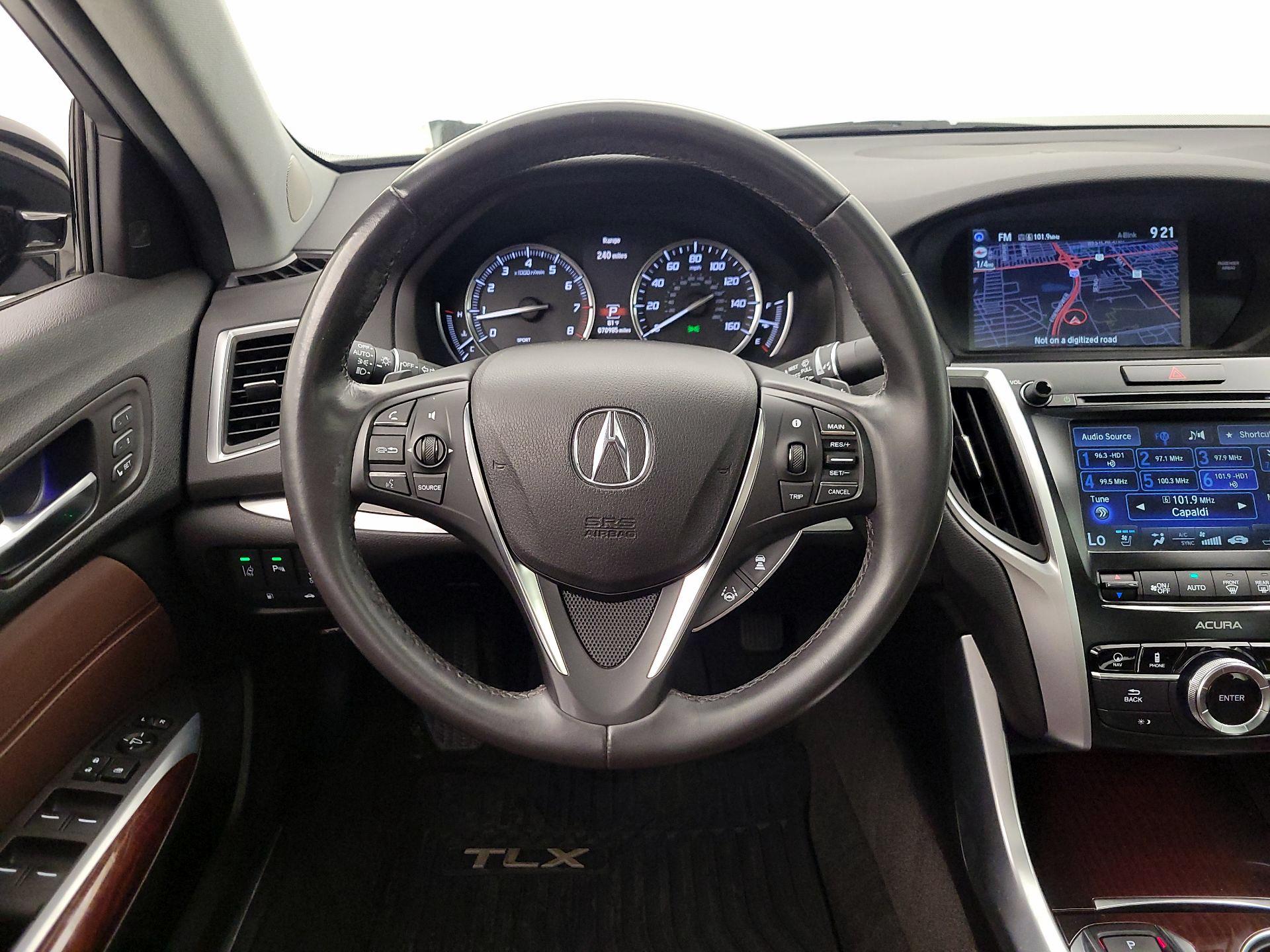 Thumbnail: 2015 Acura TLX - 10