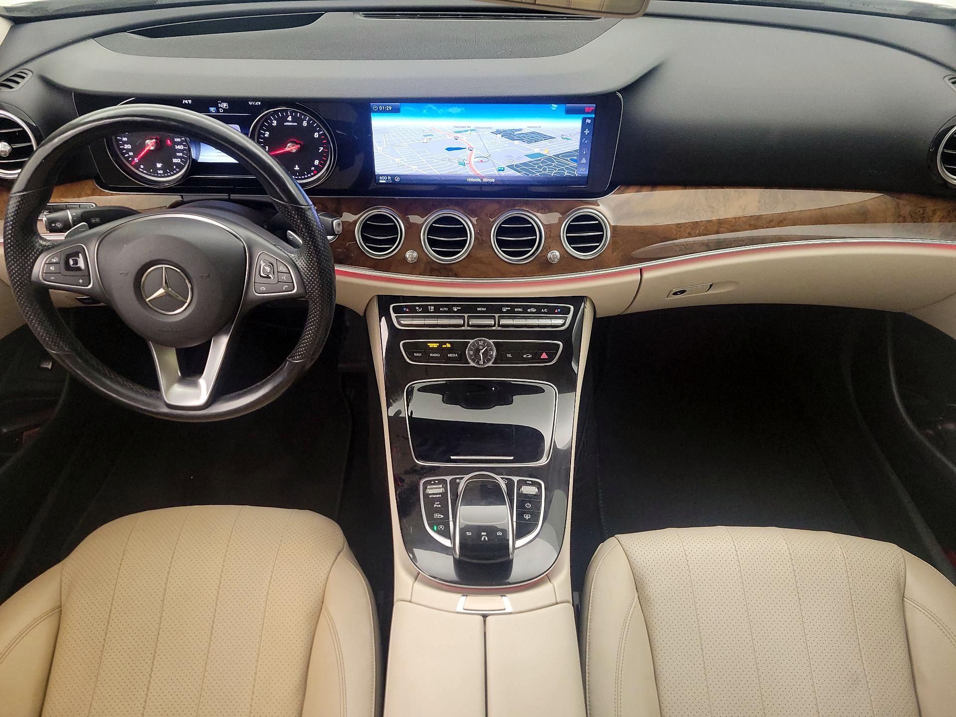 Thumbnail: 2017 Mercedes-Benz E-Class - 9
