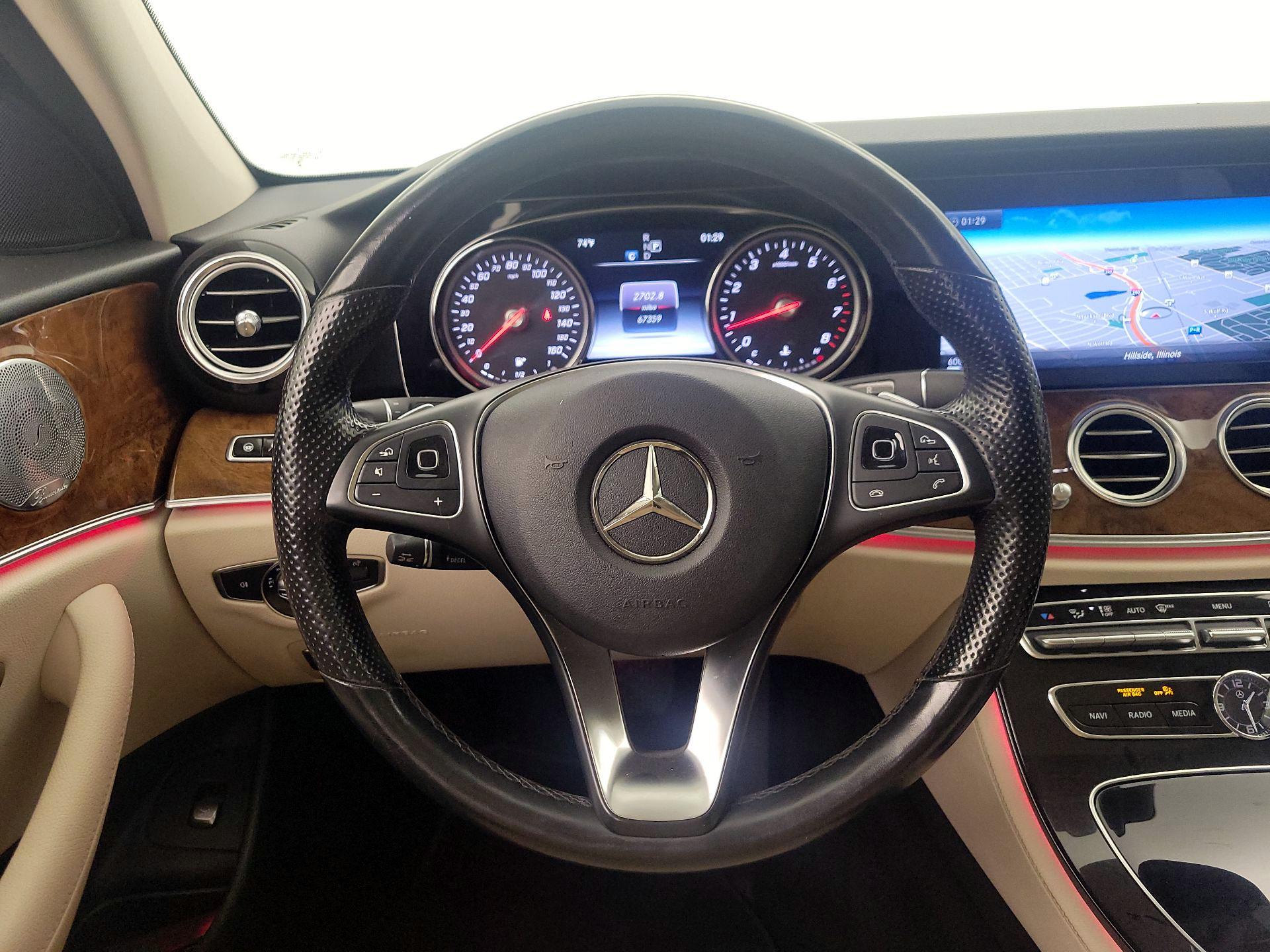 Thumbnail: 2017 Mercedes-Benz E-Class - 10