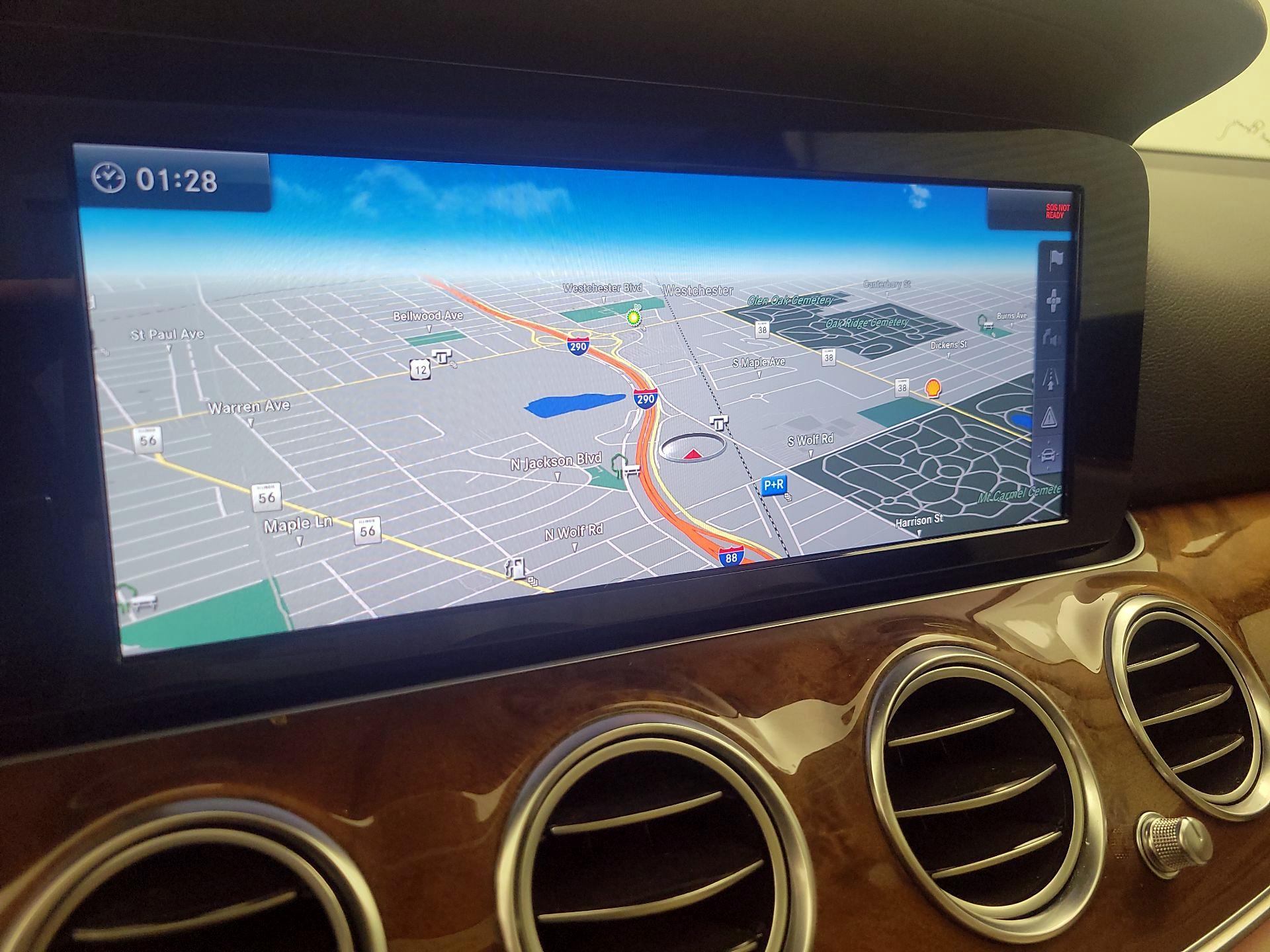 Thumbnail: 2017 Mercedes-Benz E-Class - 14
