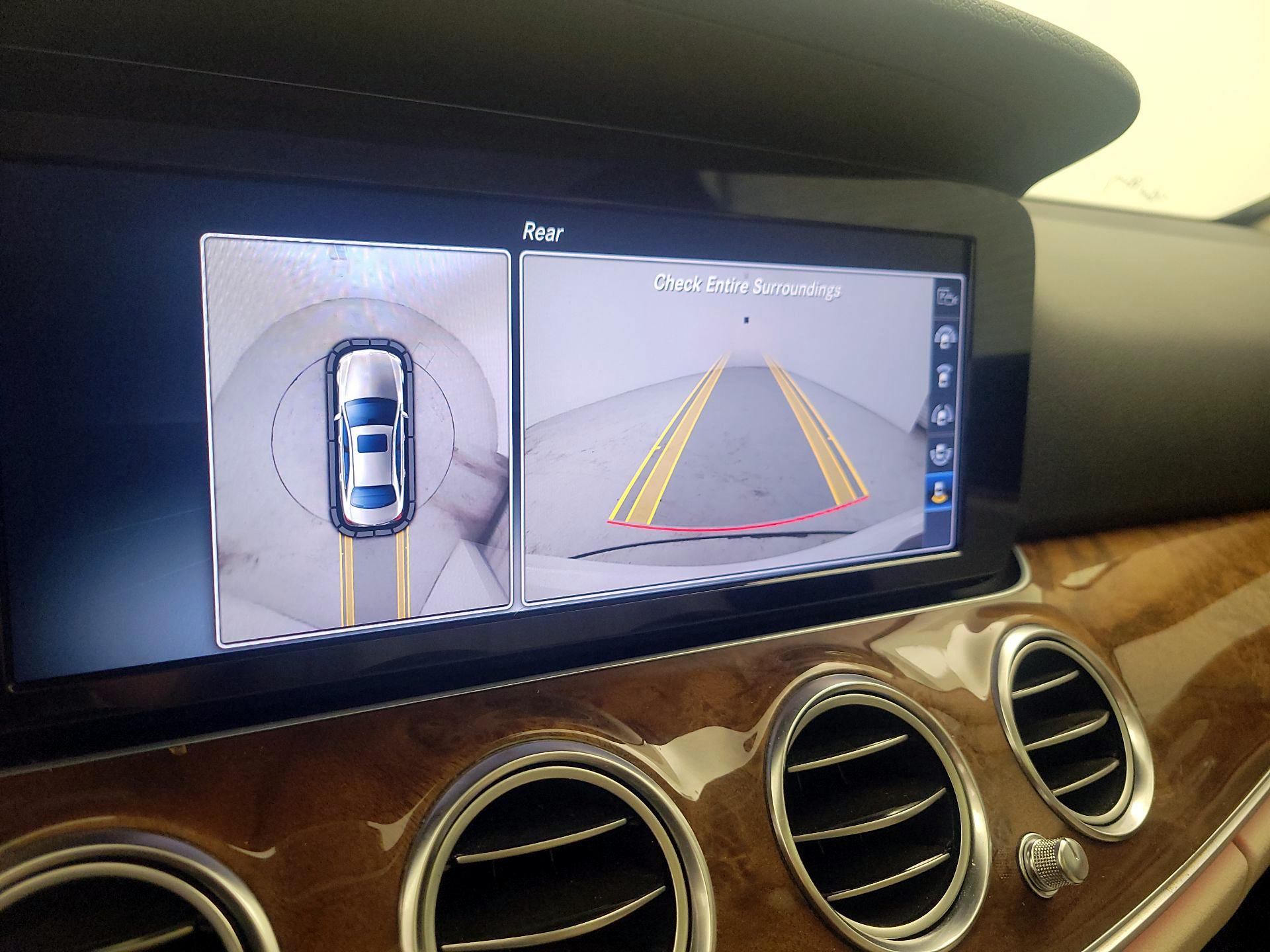 Thumbnail: 2017 Mercedes-Benz E-Class - 15