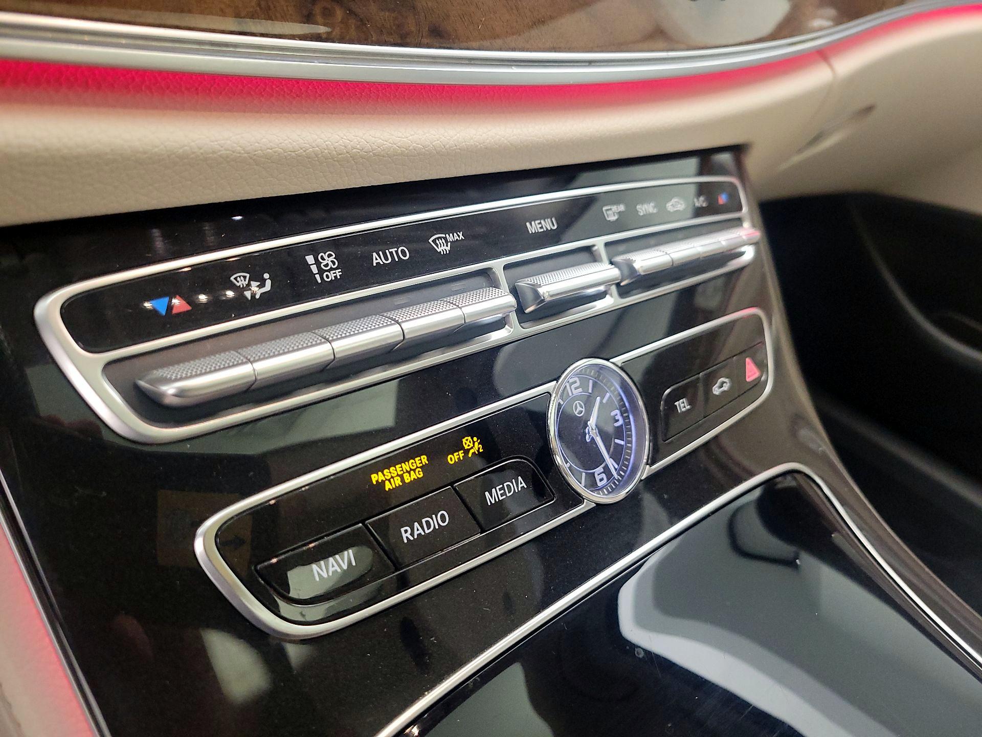 Thumbnail: 2017 Mercedes-Benz E-Class - 17