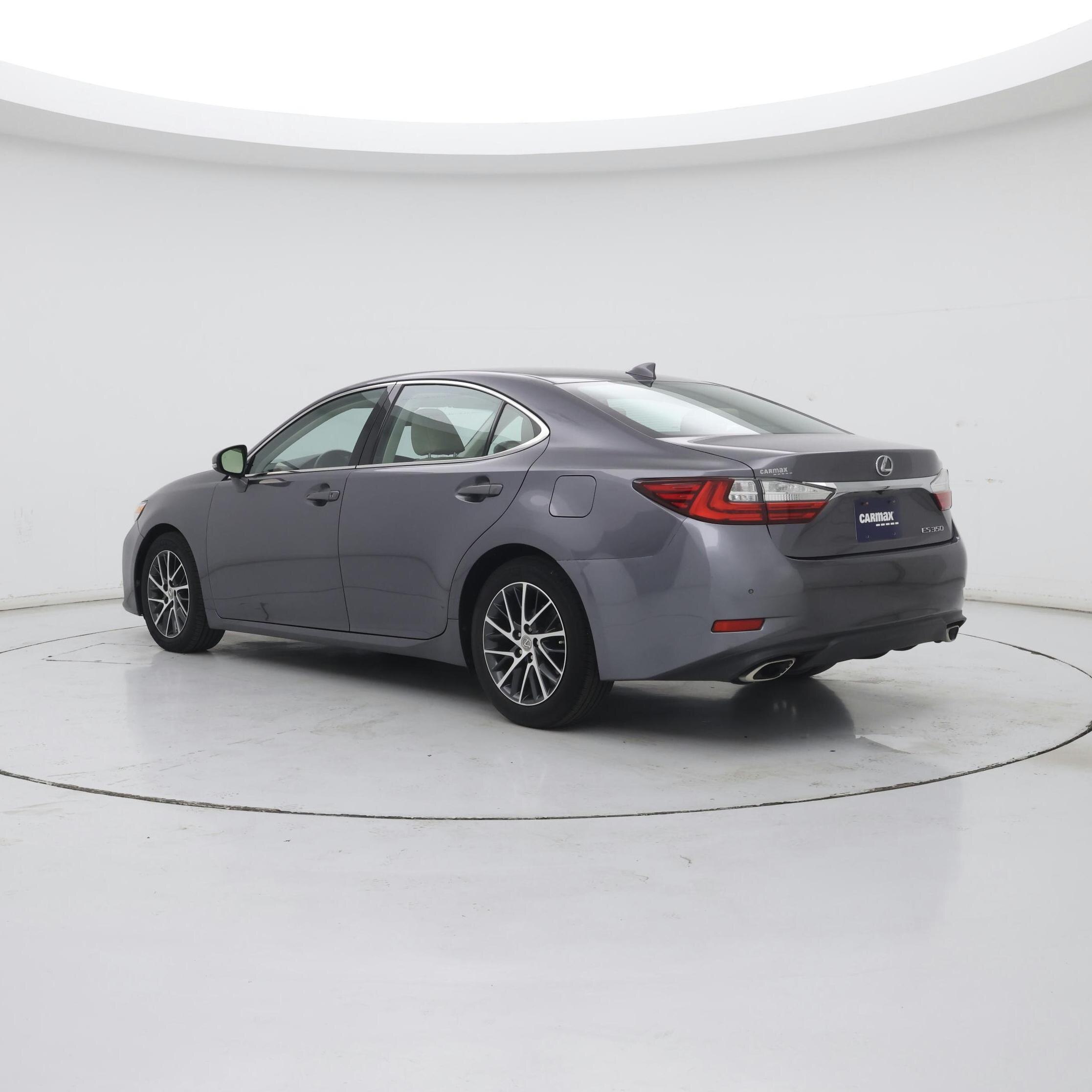 Thumbnail: 2016 Lexus ES - 2