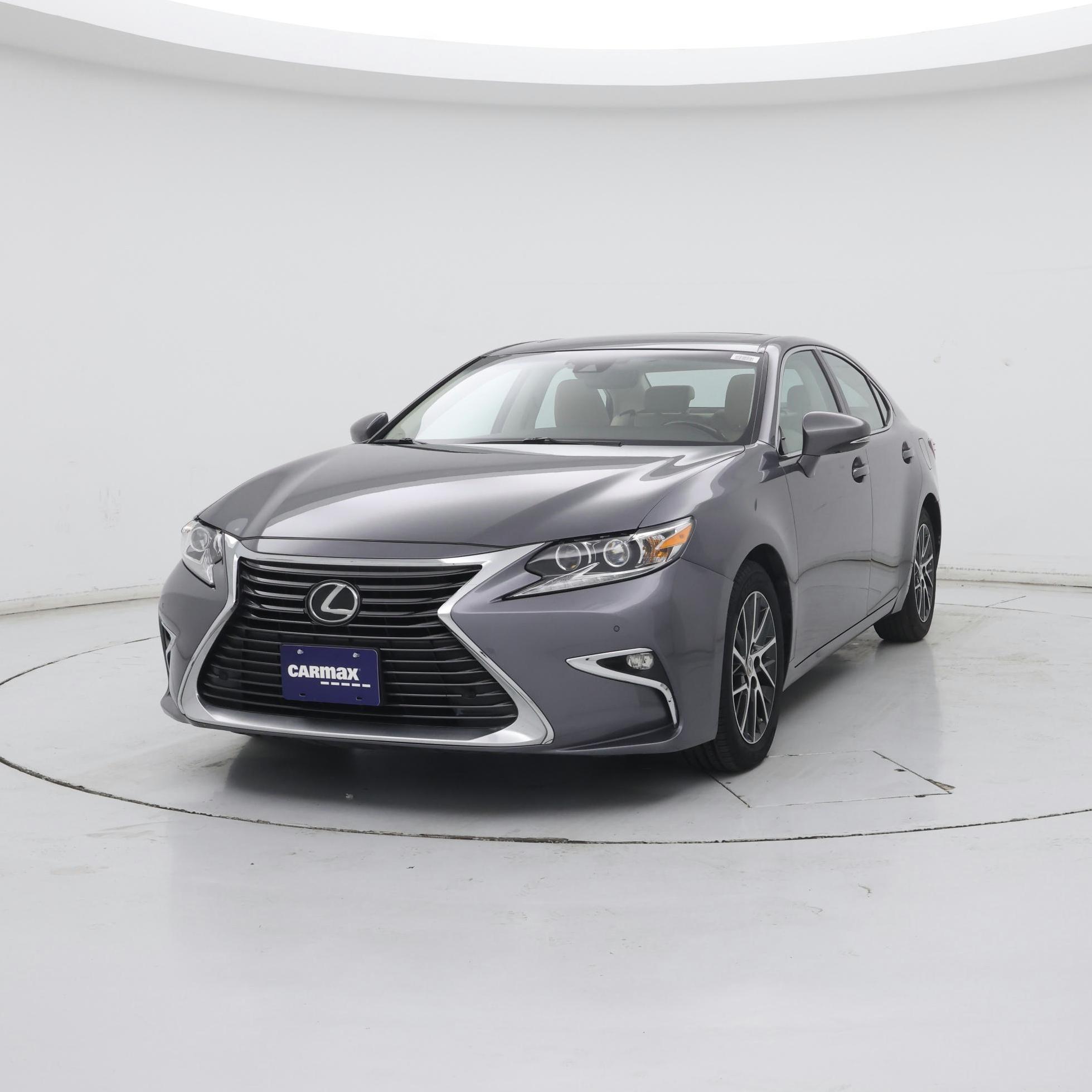 Thumbnail: 2016 Lexus ES - 4