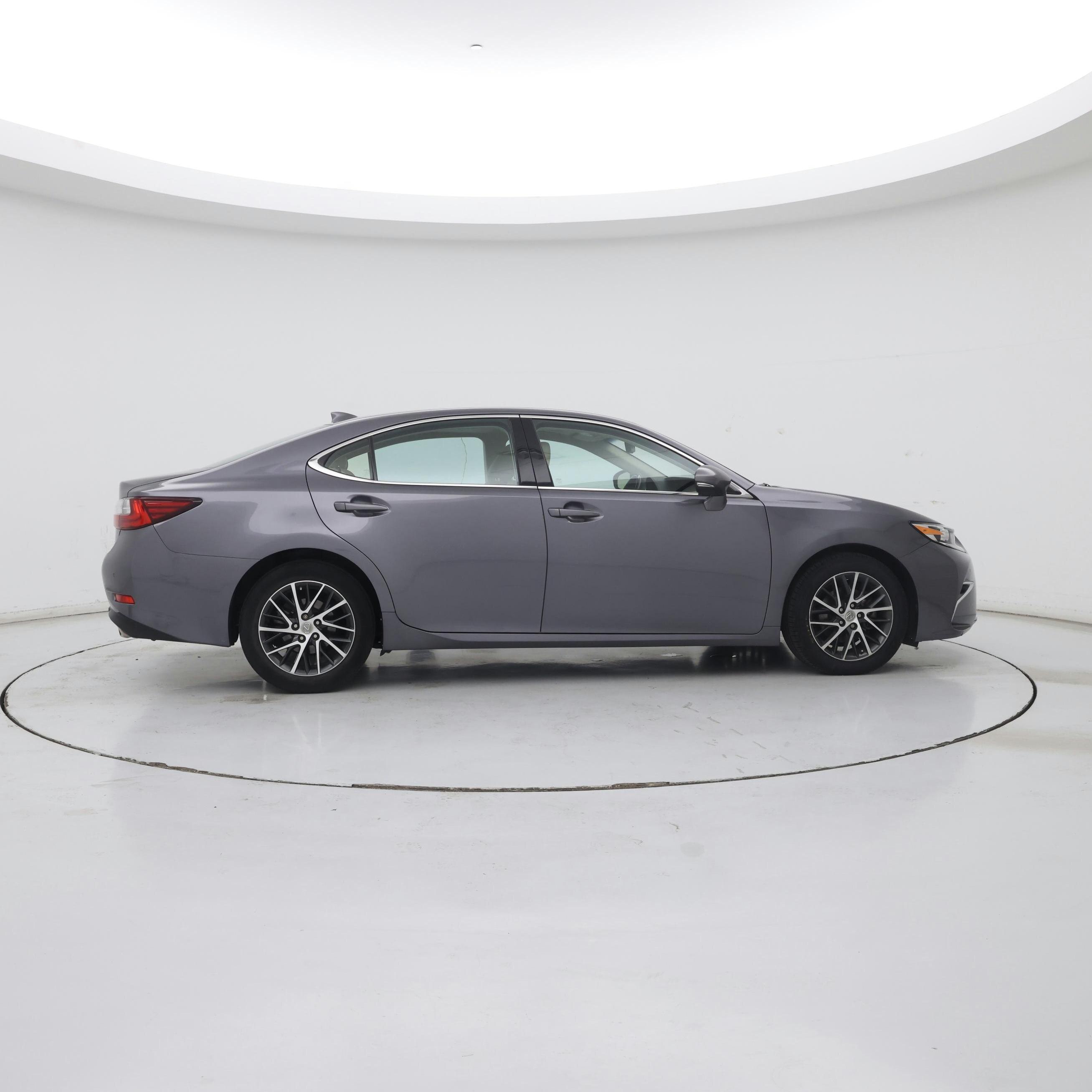 Thumbnail: 2016 Lexus ES - 7