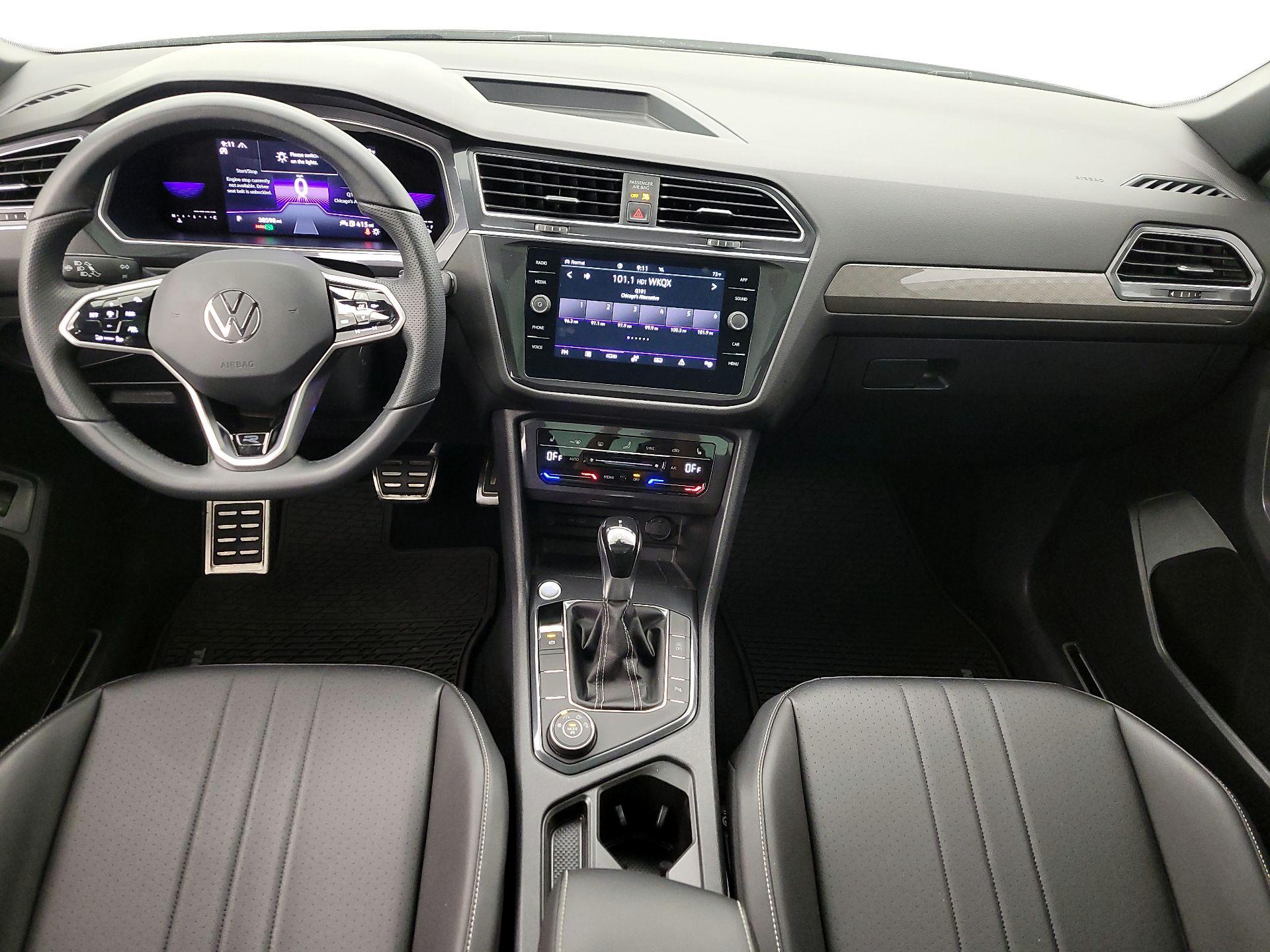 Thumbnail: 2022 Volkswagen Tiguan - 9