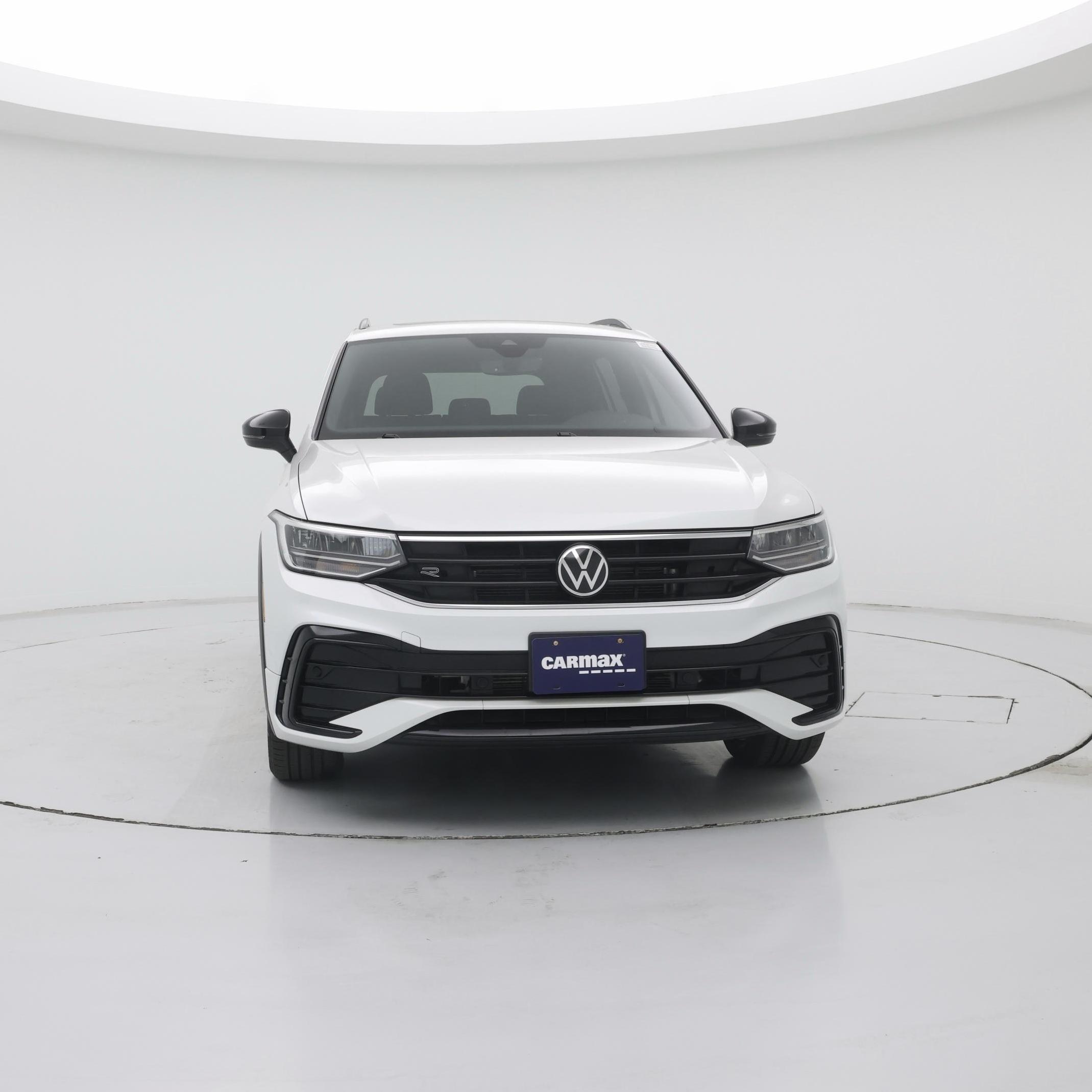 Thumbnail: 2022 Volkswagen Tiguan - 5