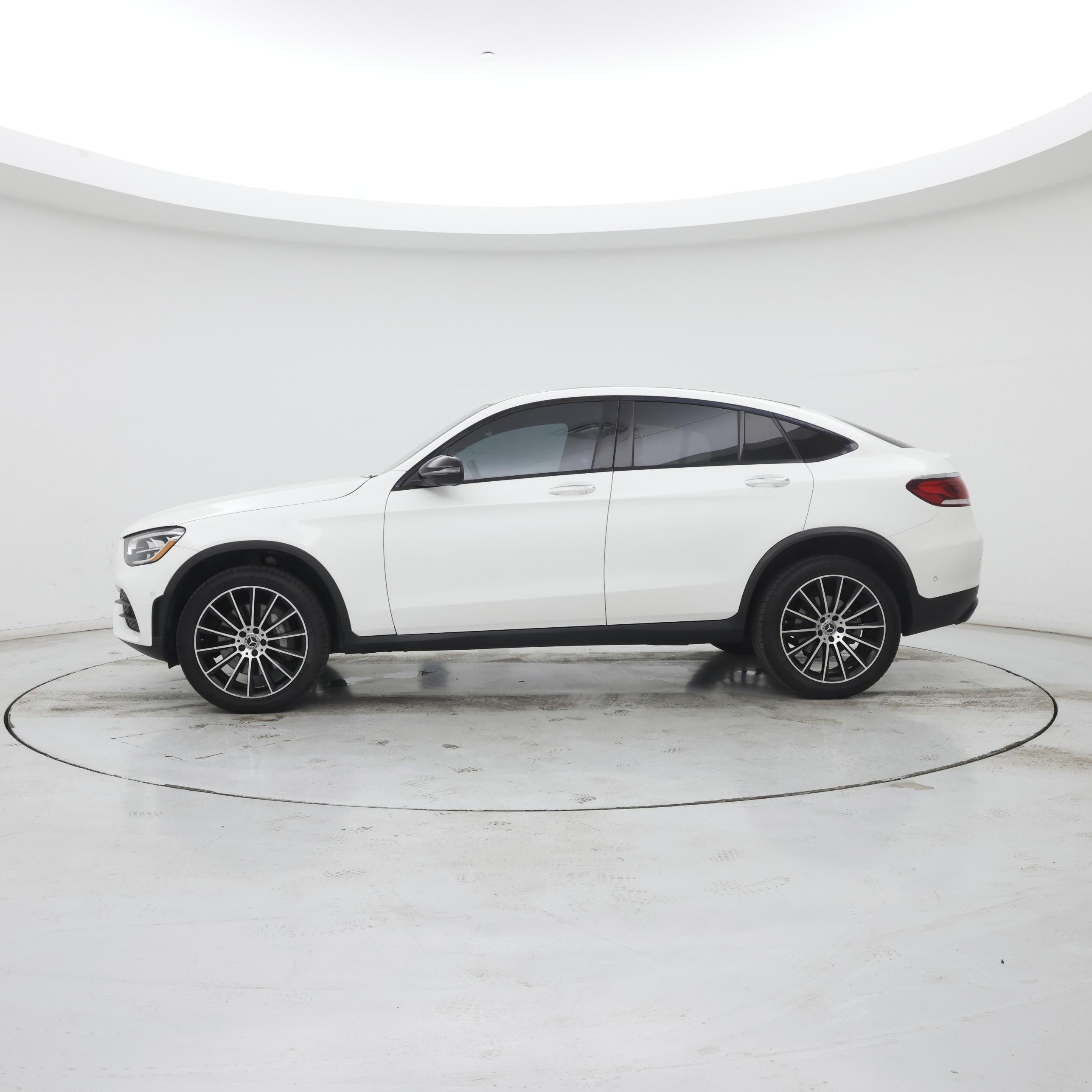 Thumbnail: 2023 Mercedes-Benz GLC - 3