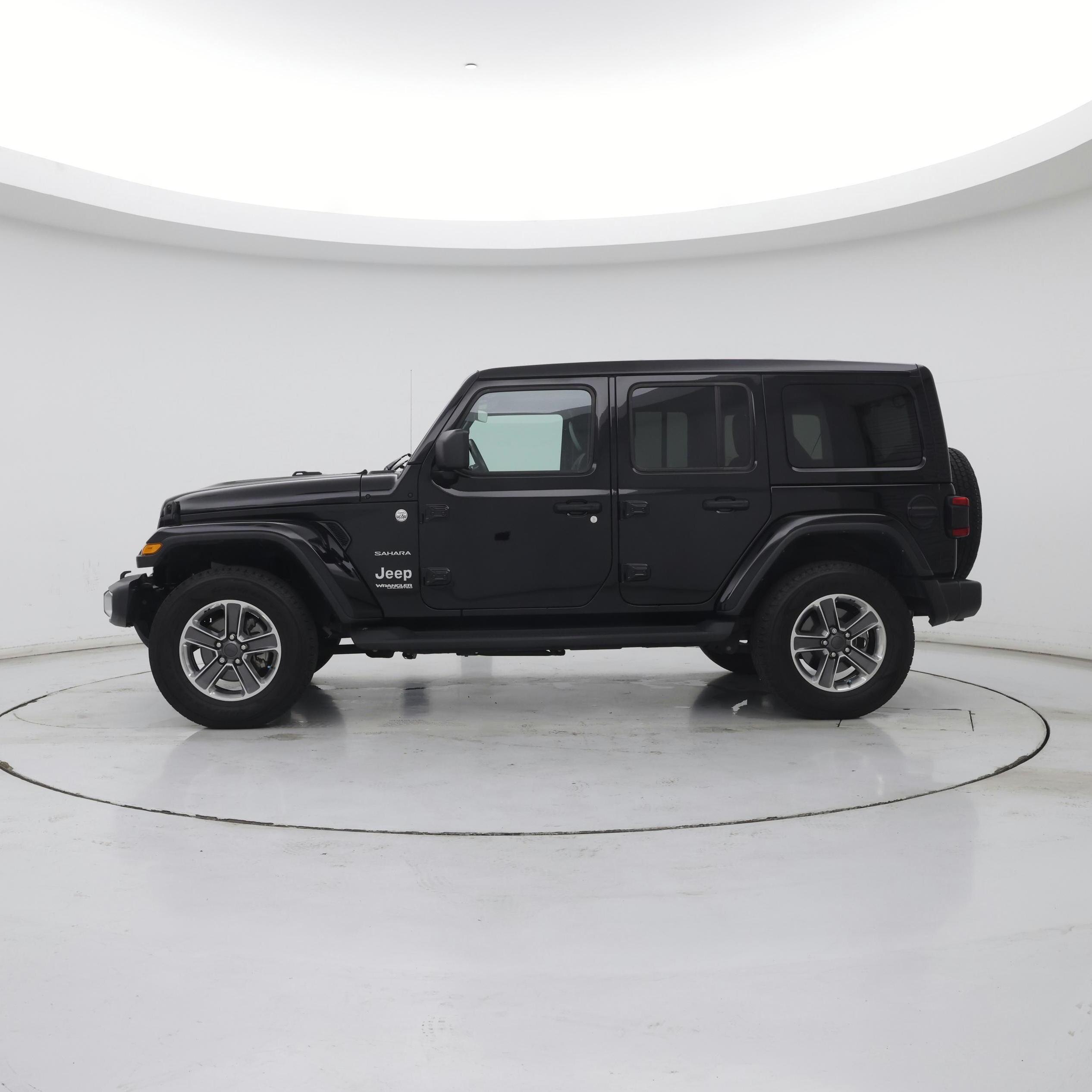 Thumbnail: 2022 Jeep Wrangler - 3