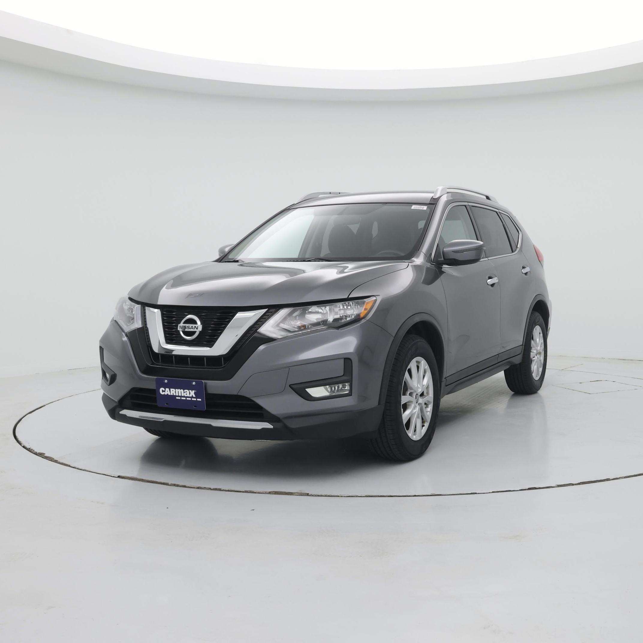 Thumbnail: 2017 Nissan Rogue - 4