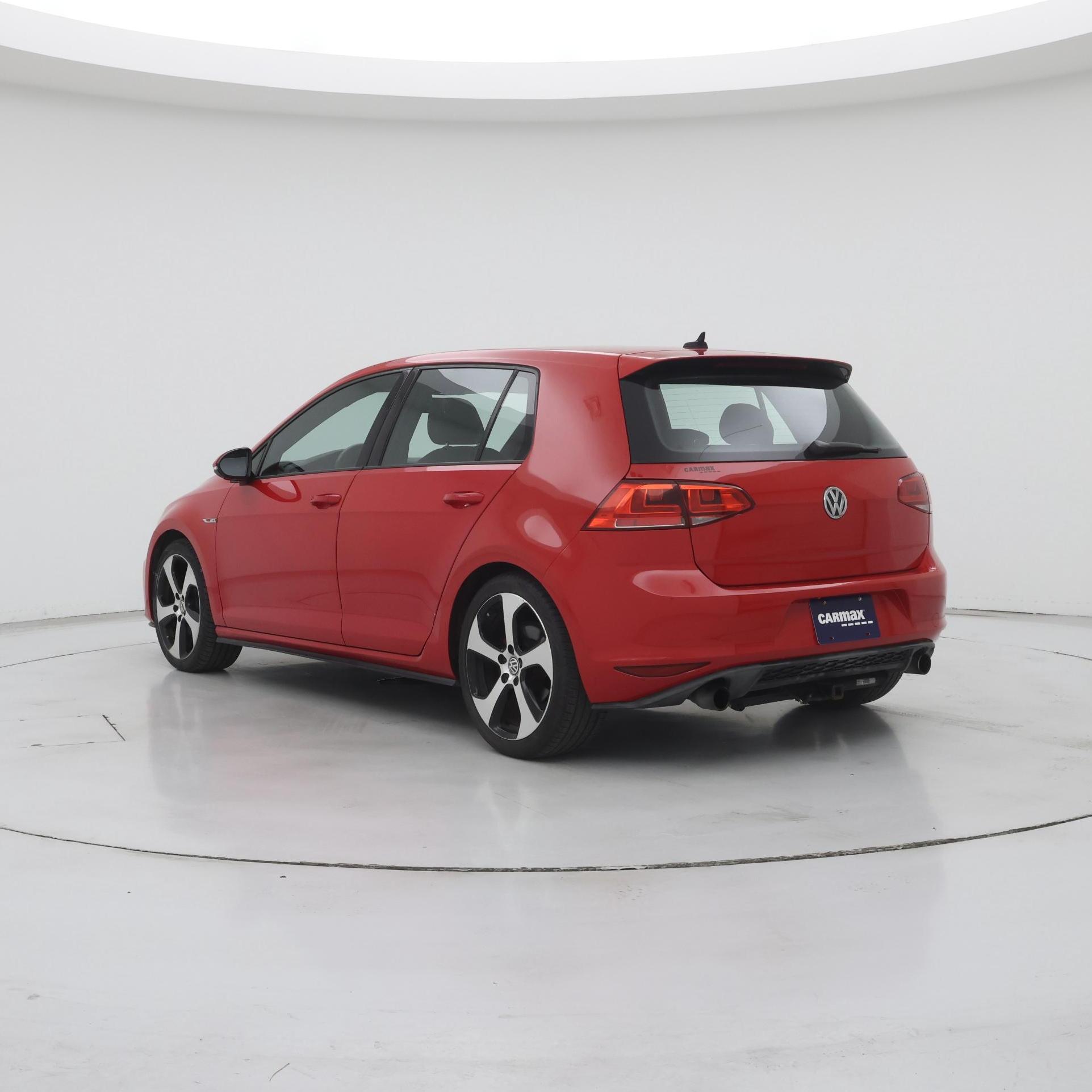 Thumbnail: 2015 Volkswagen Golf - 2