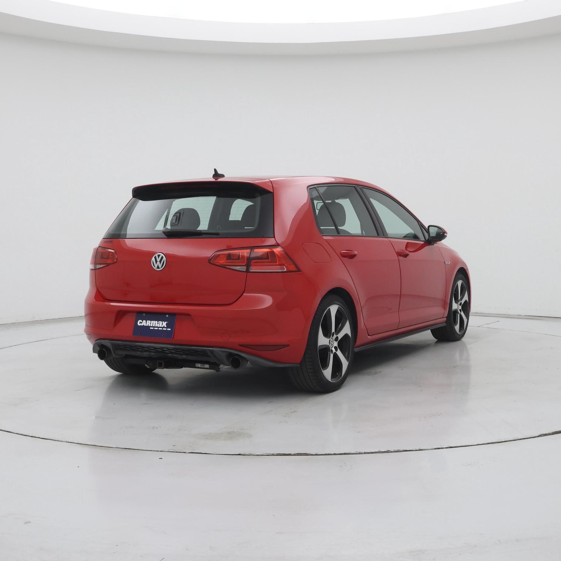 Thumbnail: 2015 Volkswagen Golf - 8
