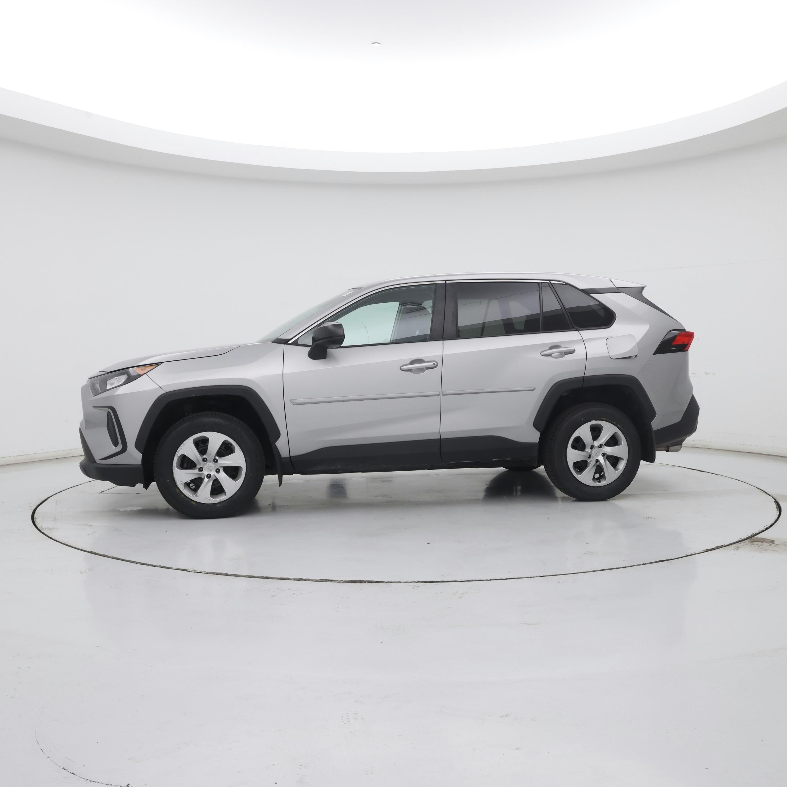 Thumbnail: 2022 Toyota RAV4 - 3