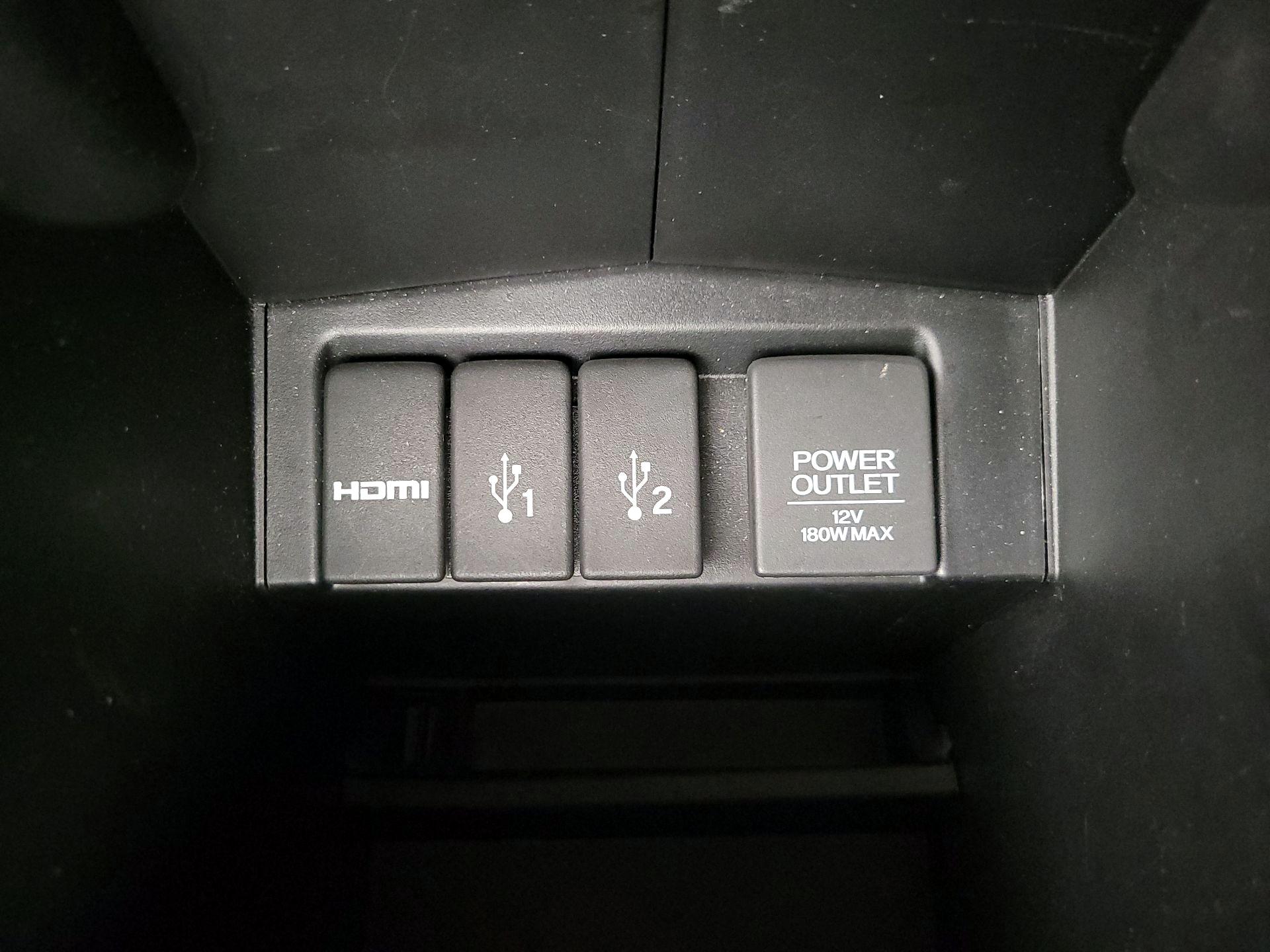 Thumbnail: 2016 Honda CR-V - 19