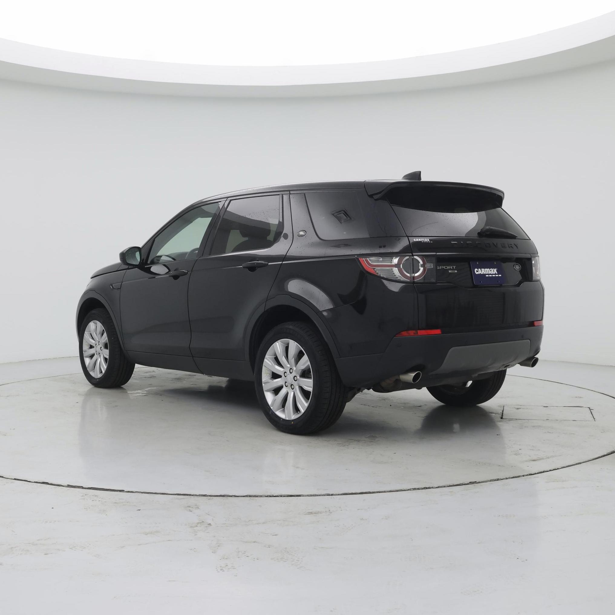 Thumbnail: 2018 Land Rover Discovery Sport - 2