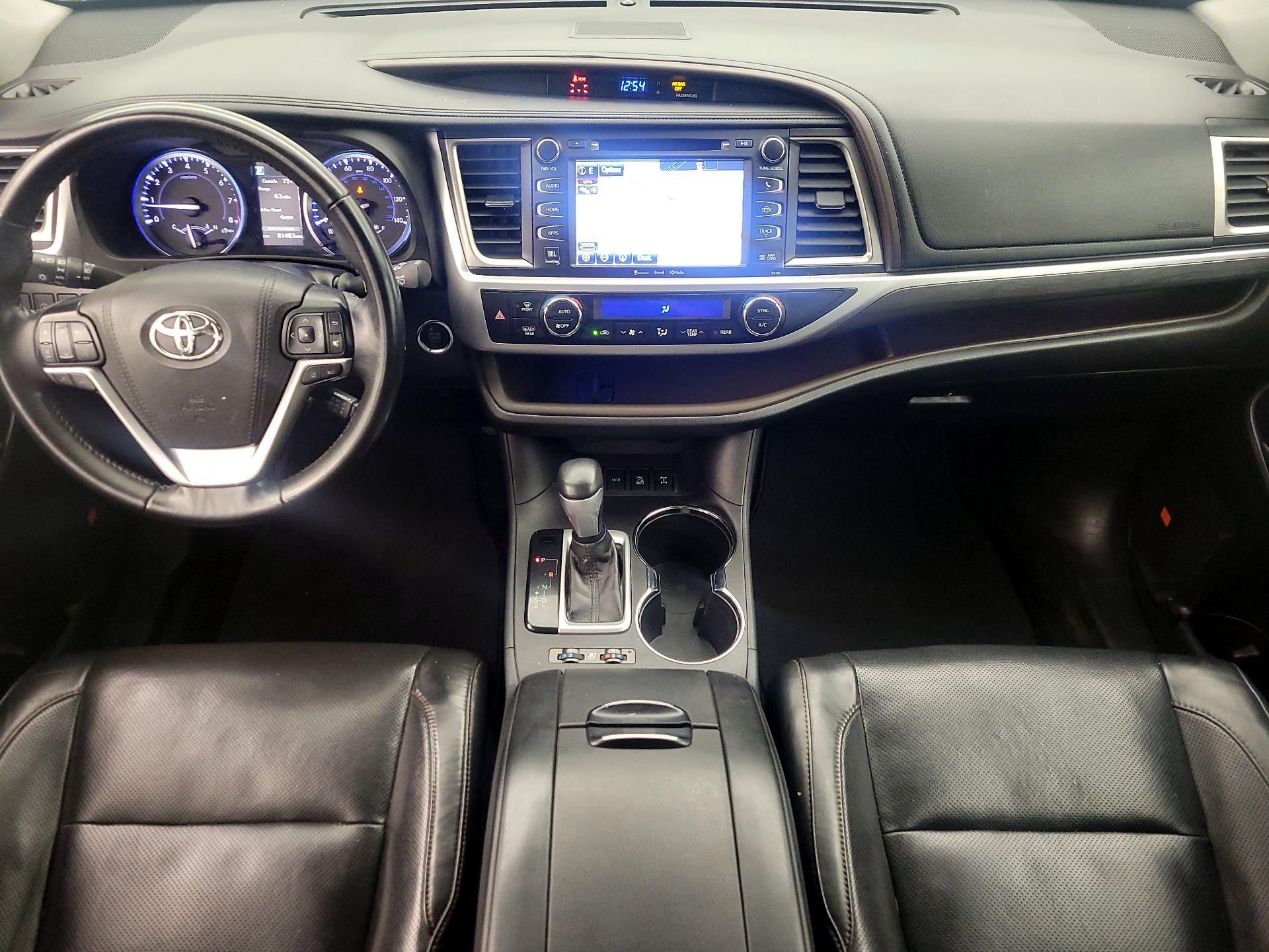 Thumbnail: 2018 Toyota Highlander - 9