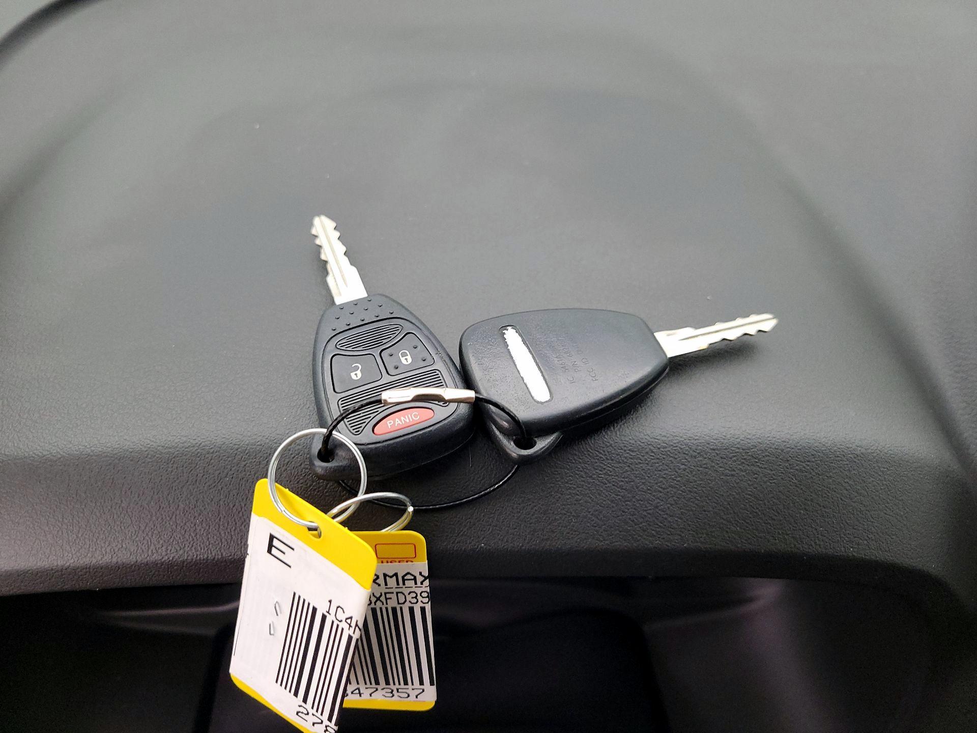 Thumbnail: 2015 Jeep Patriot - 19