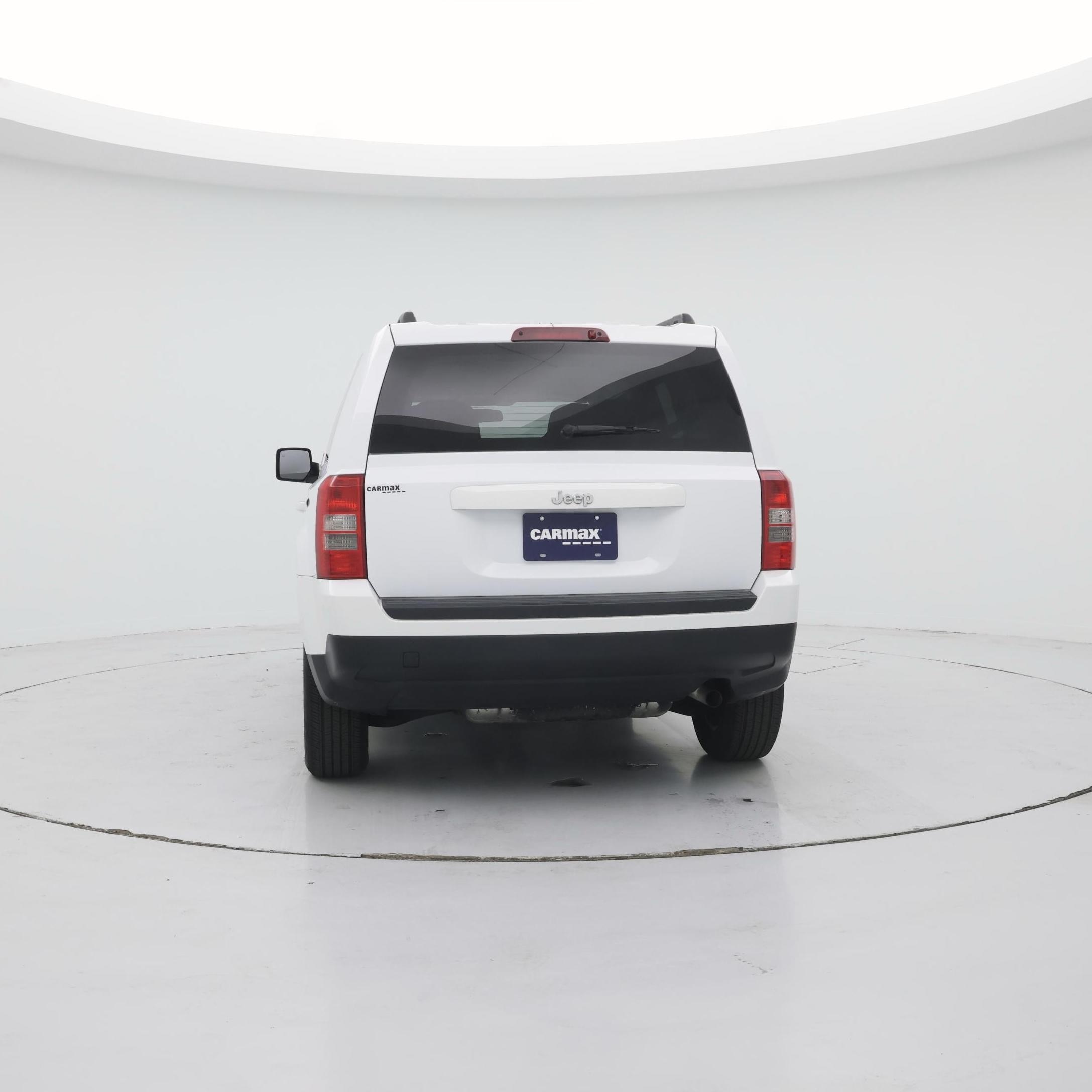 Thumbnail: 2015 Jeep Patriot - 6