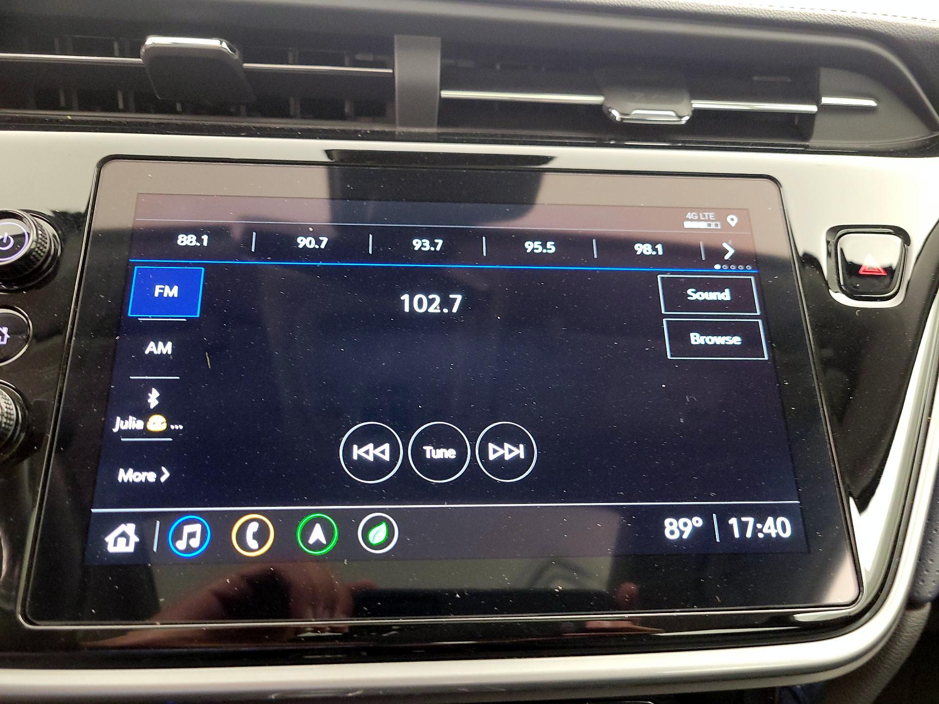Thumbnail: 2023 Chevrolet Bolt EUV - 16