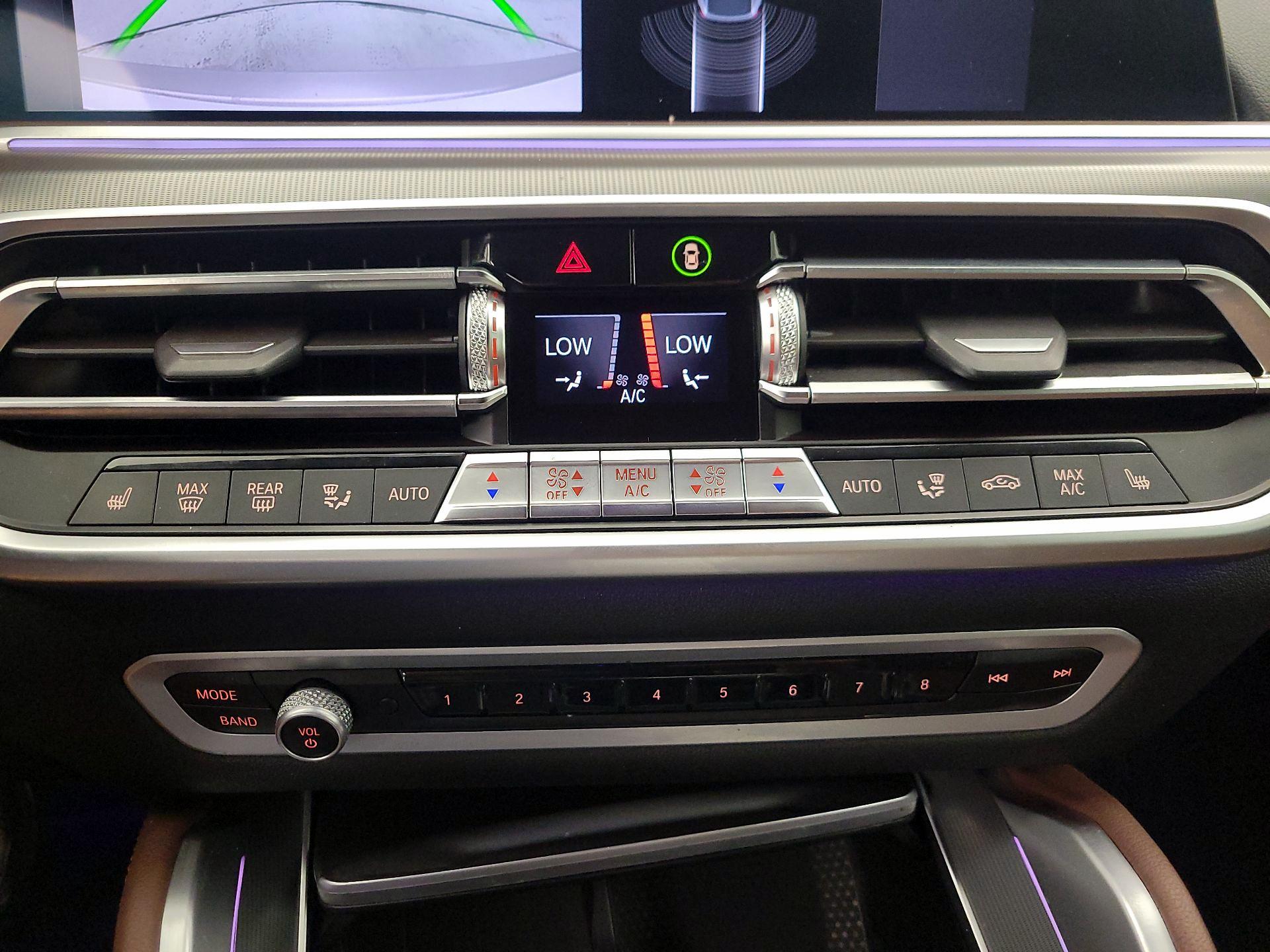 Thumbnail: 2021 BMW X6 - 17