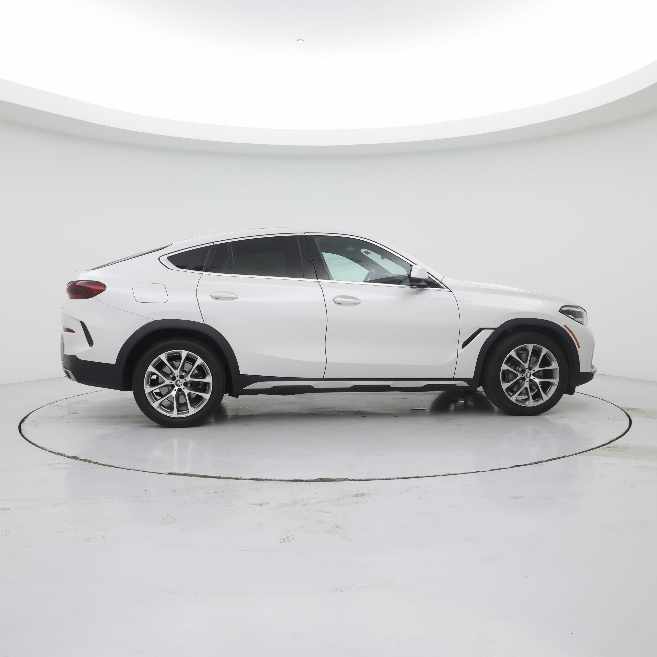 Thumbnail: 2021 BMW X6 - 7