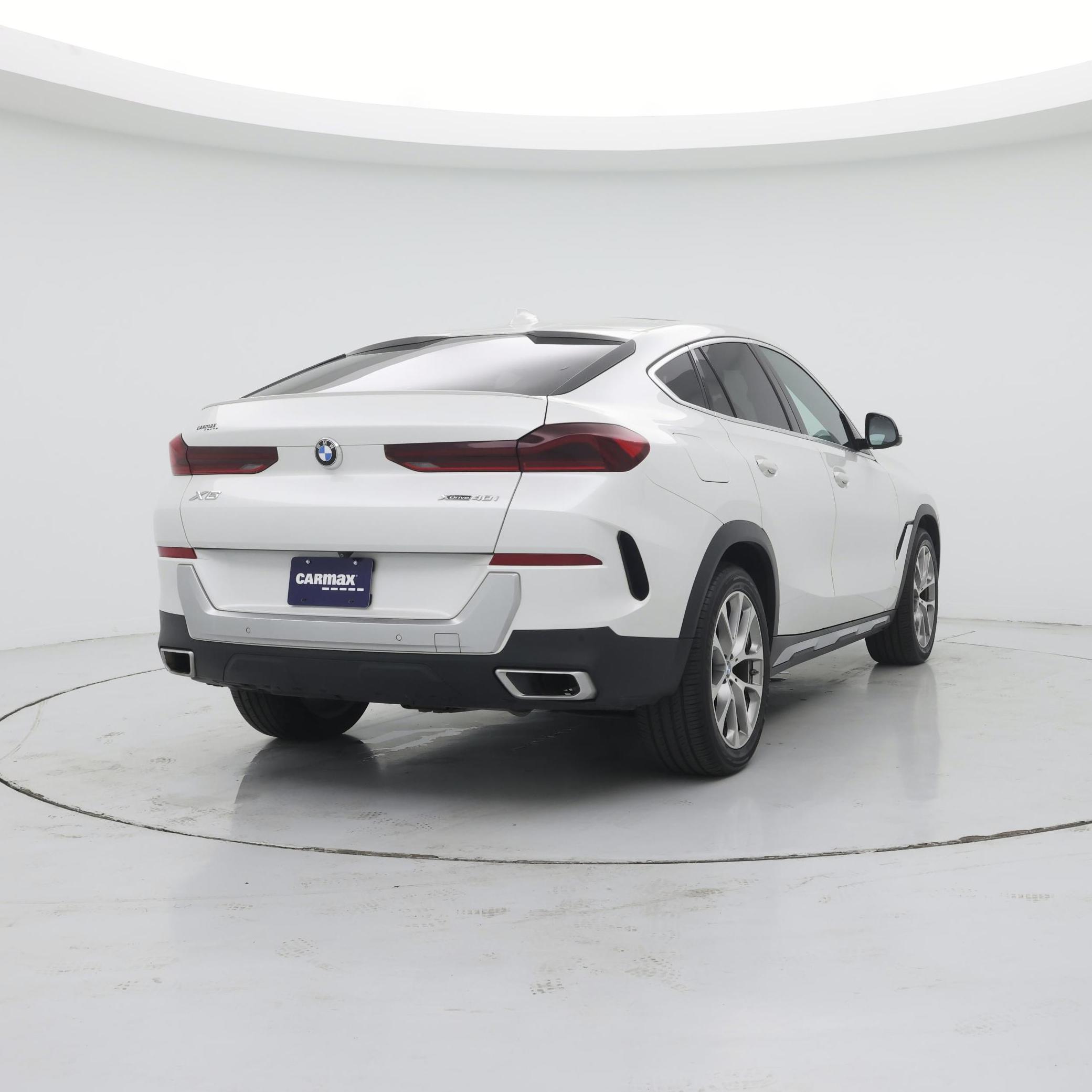 Thumbnail: 2021 BMW X6 - 8