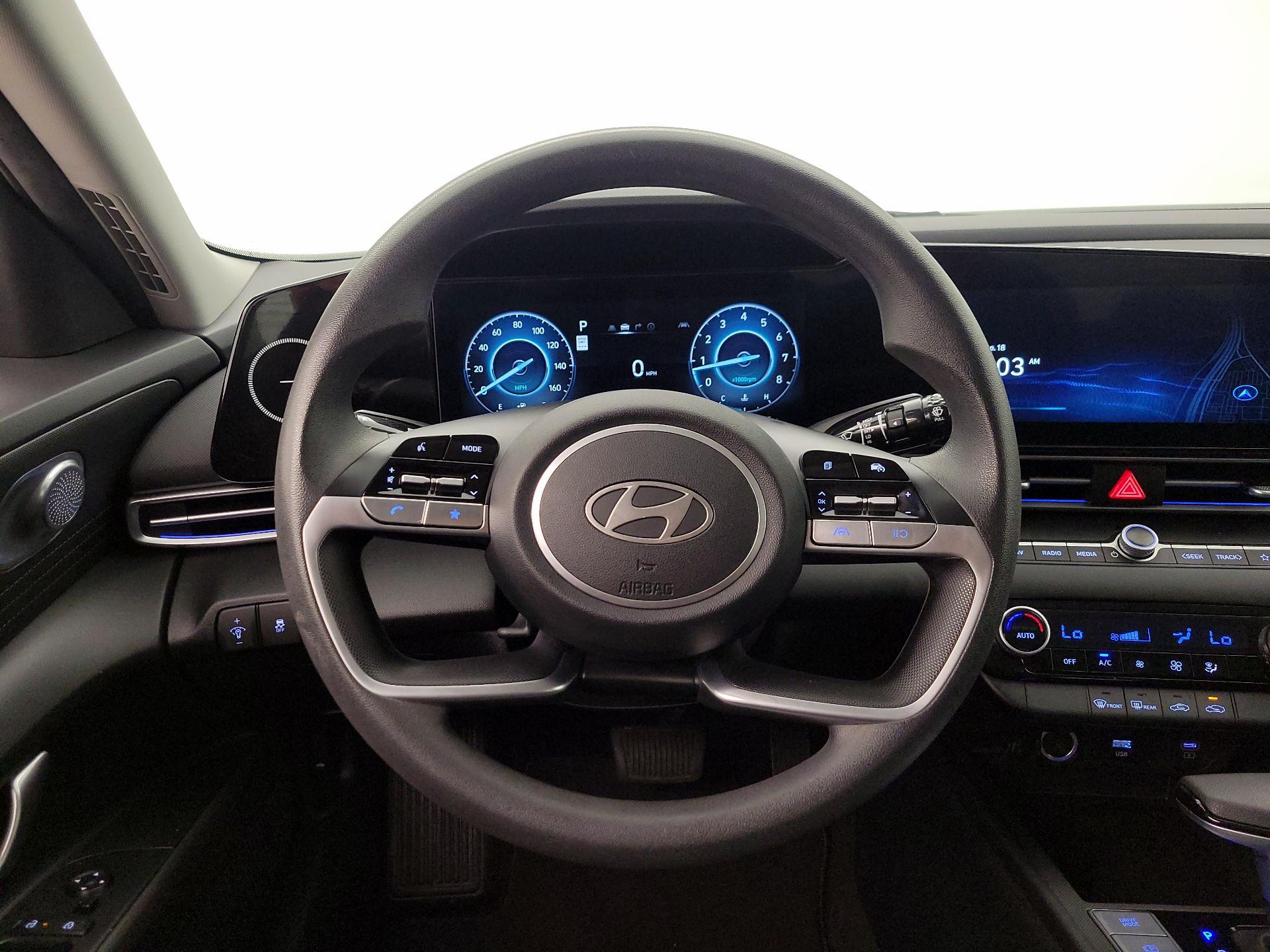 Thumbnail: 2024 Hyundai Elantra - 10