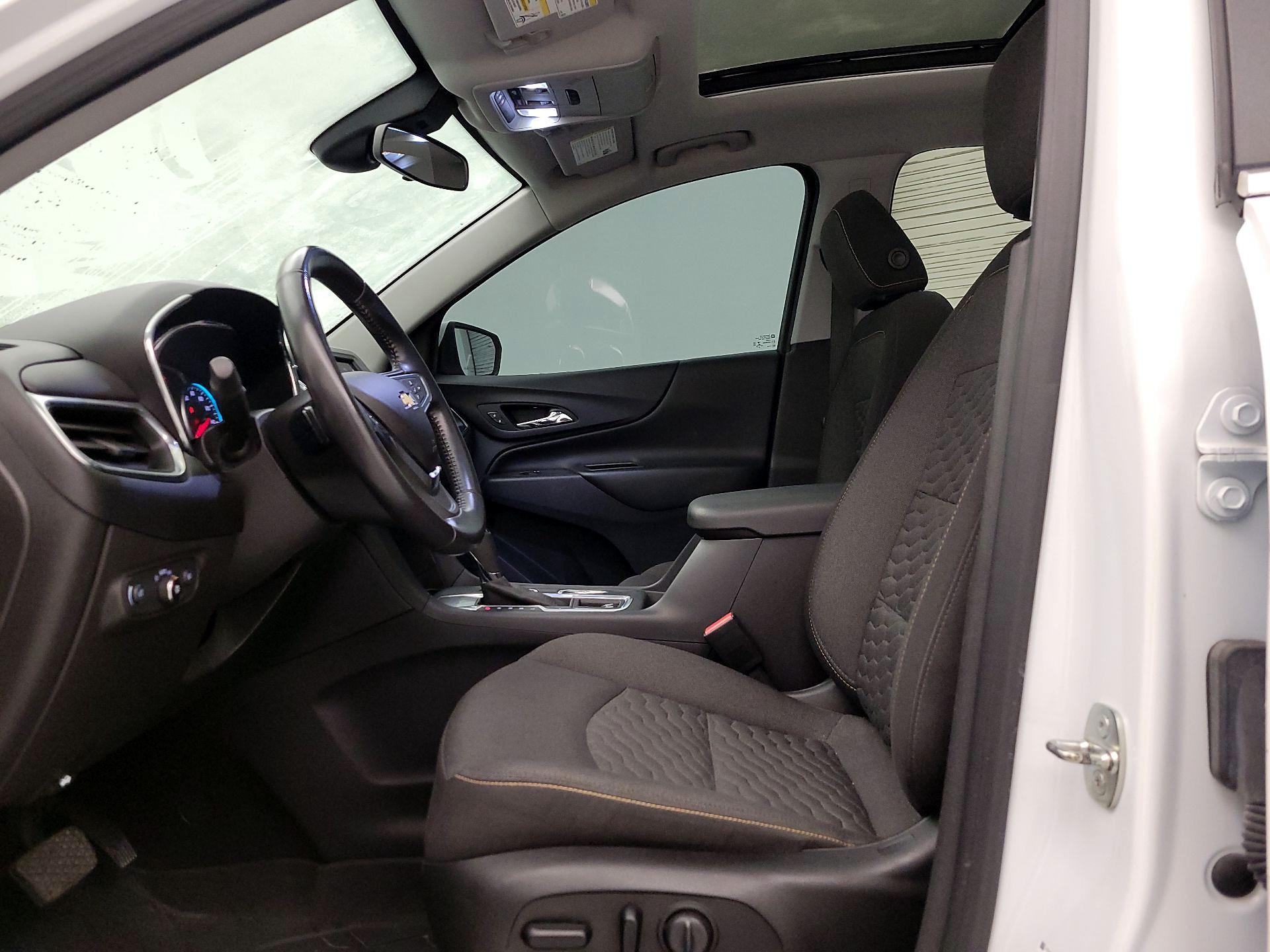 Thumbnail: 2021 Chevrolet Equinox - 11