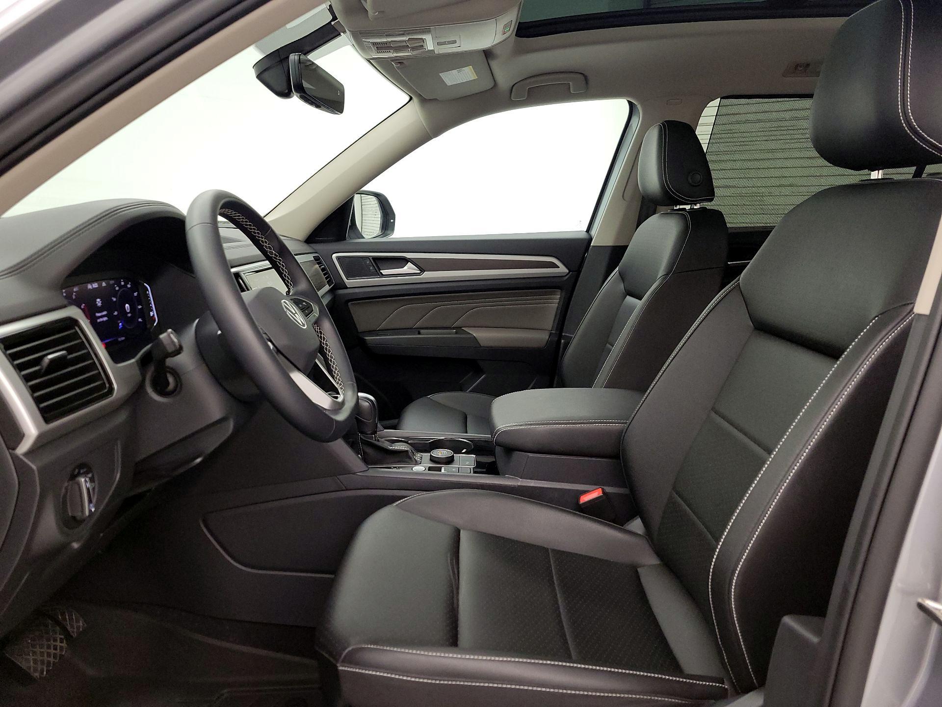 Thumbnail: 2023 Volkswagen Atlas - 11