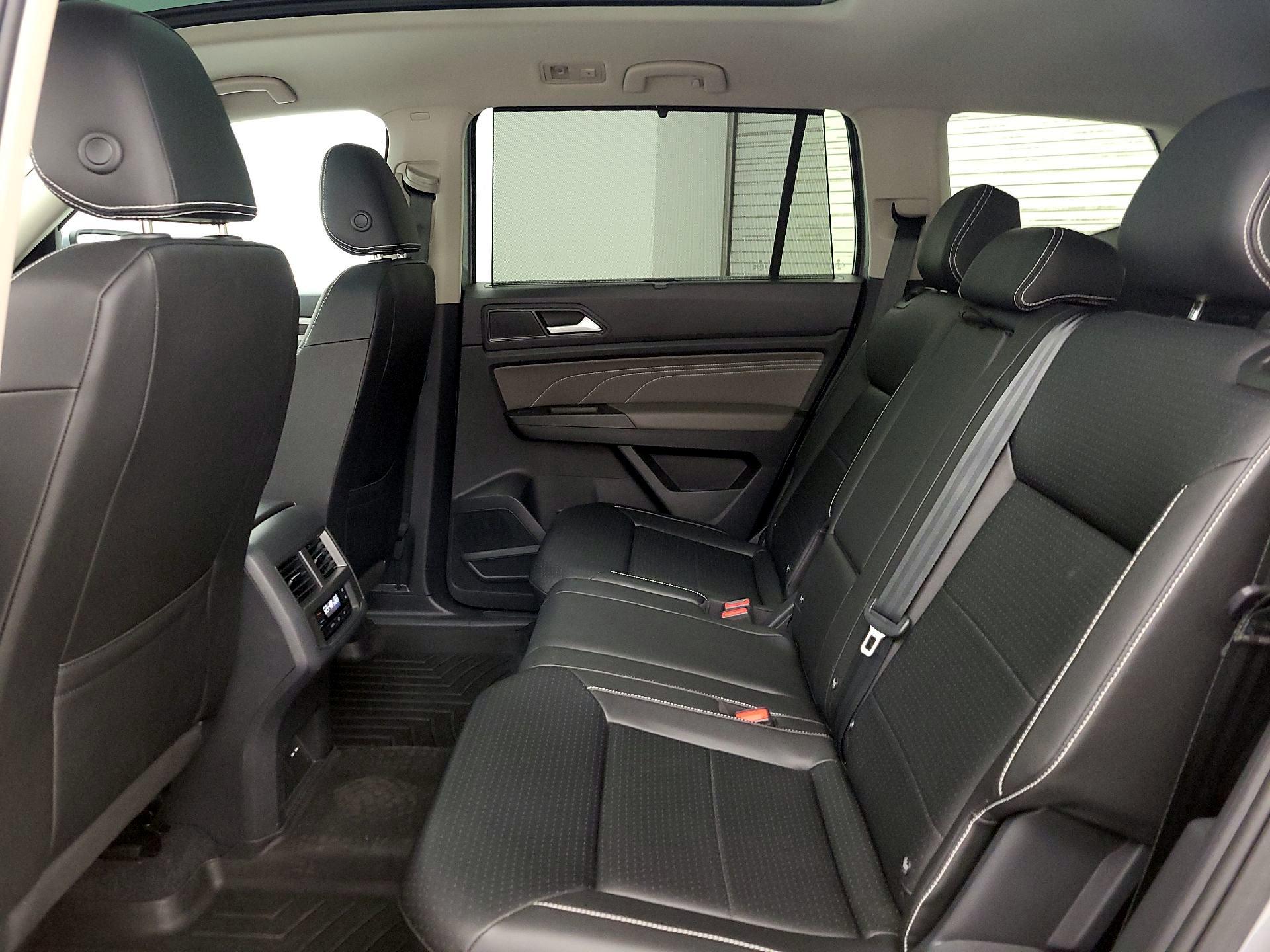 Thumbnail: 2023 Volkswagen Atlas - 20