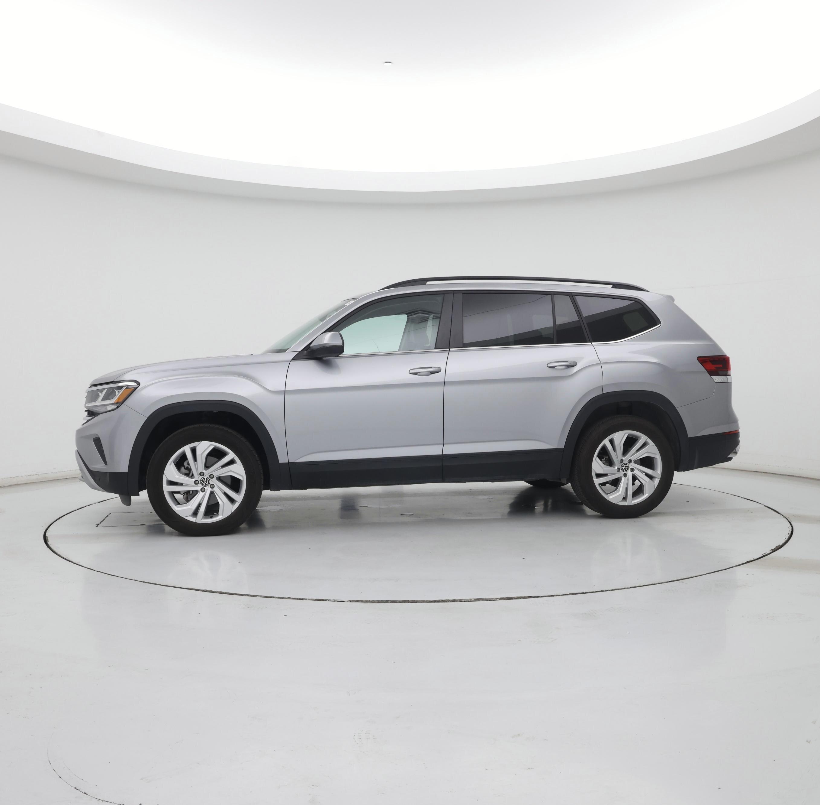 Thumbnail: 2023 Volkswagen Atlas - 3