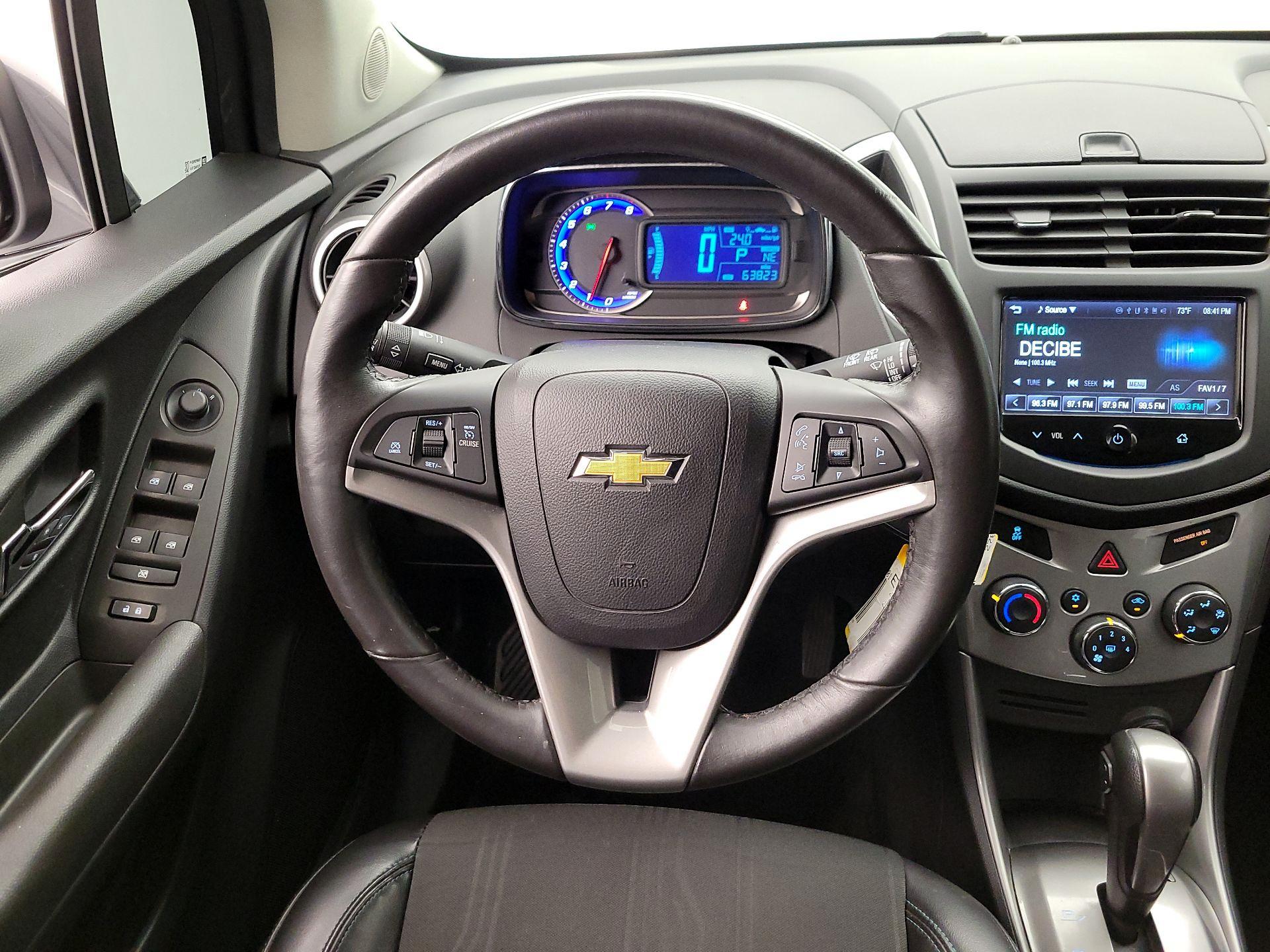 Thumbnail: 2015 Chevrolet Trax - 10