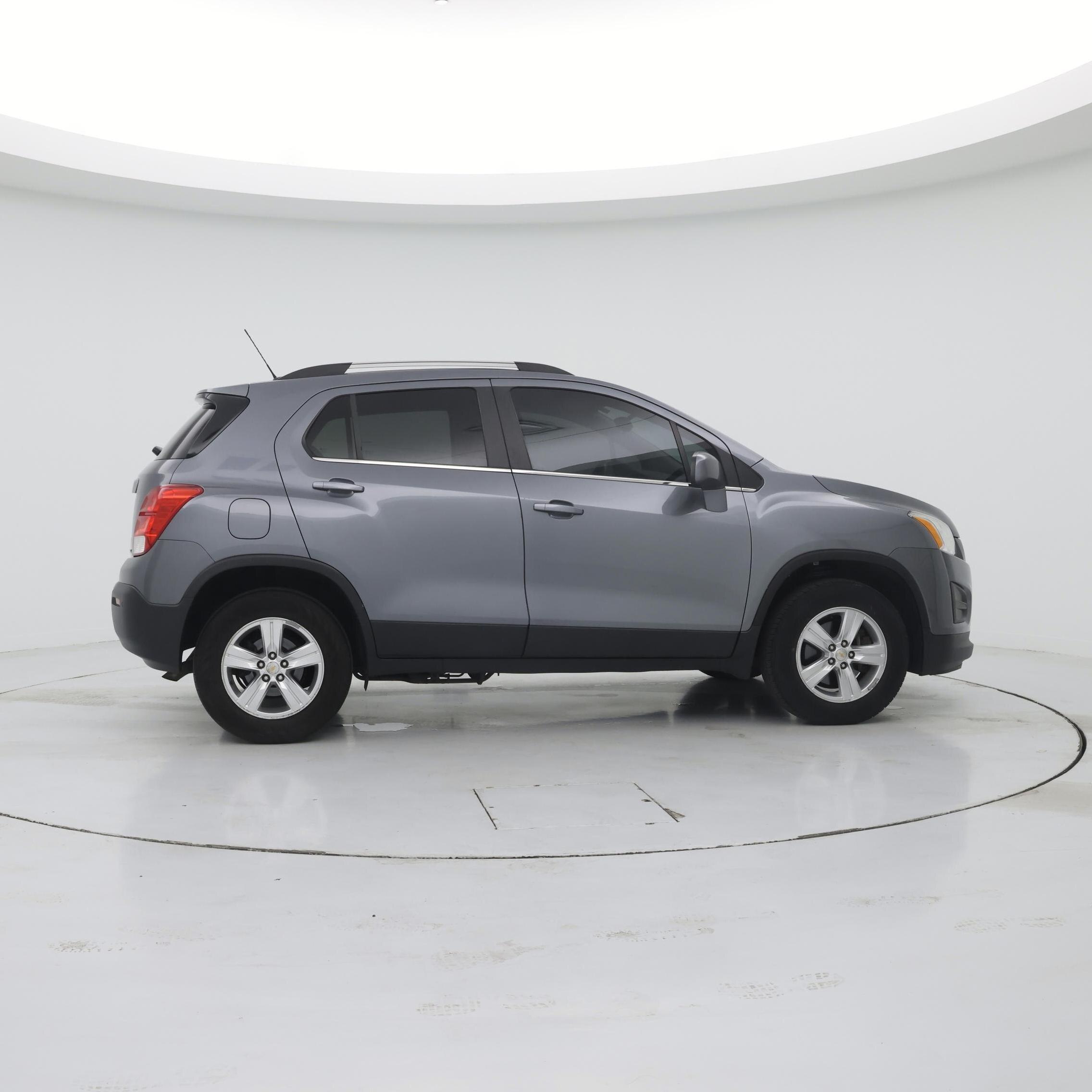 Thumbnail: 2015 Chevrolet Trax - 7
