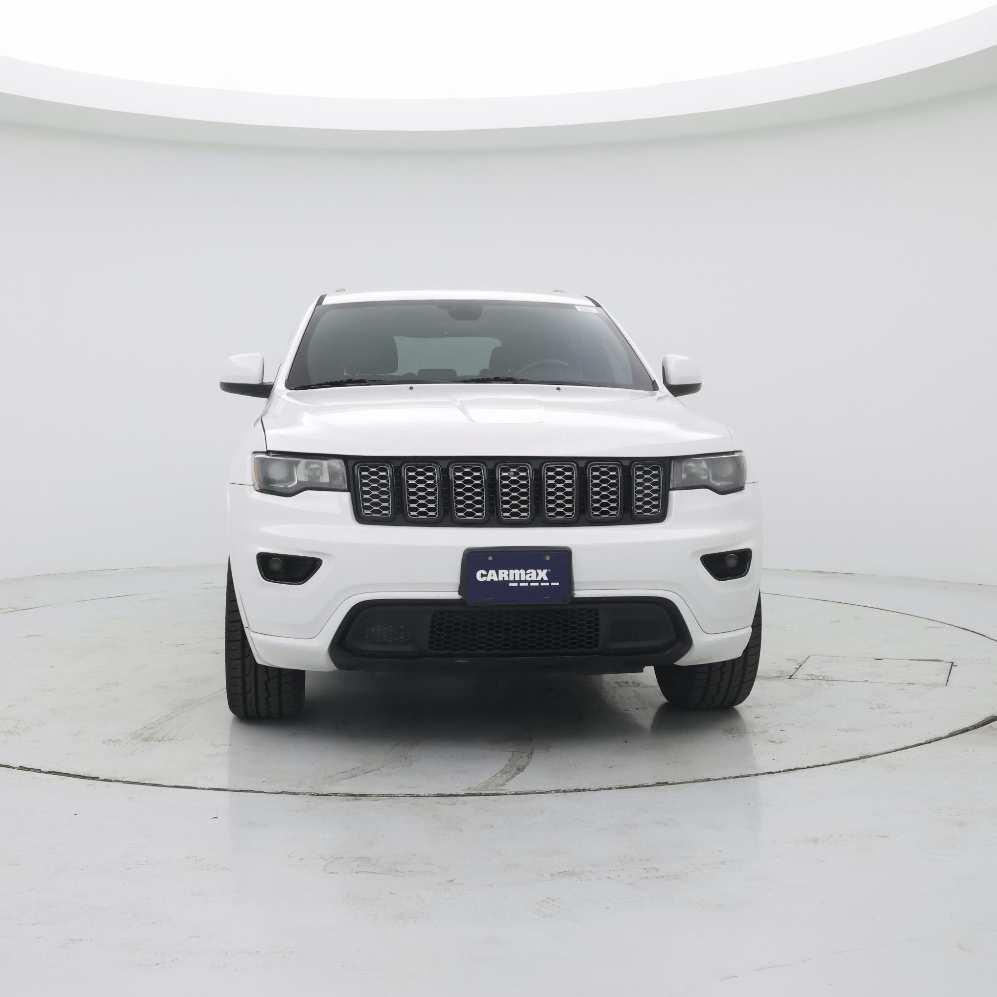 Thumbnail: 2017 Jeep Grand Cherokee - 5