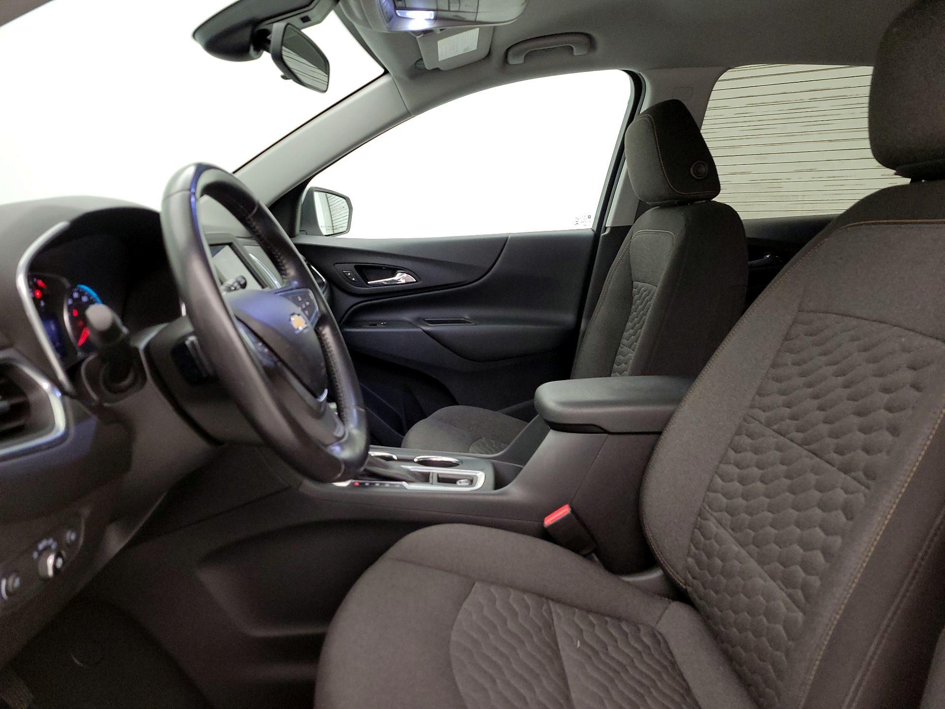 Thumbnail: 2021 Chevrolet Equinox - 11