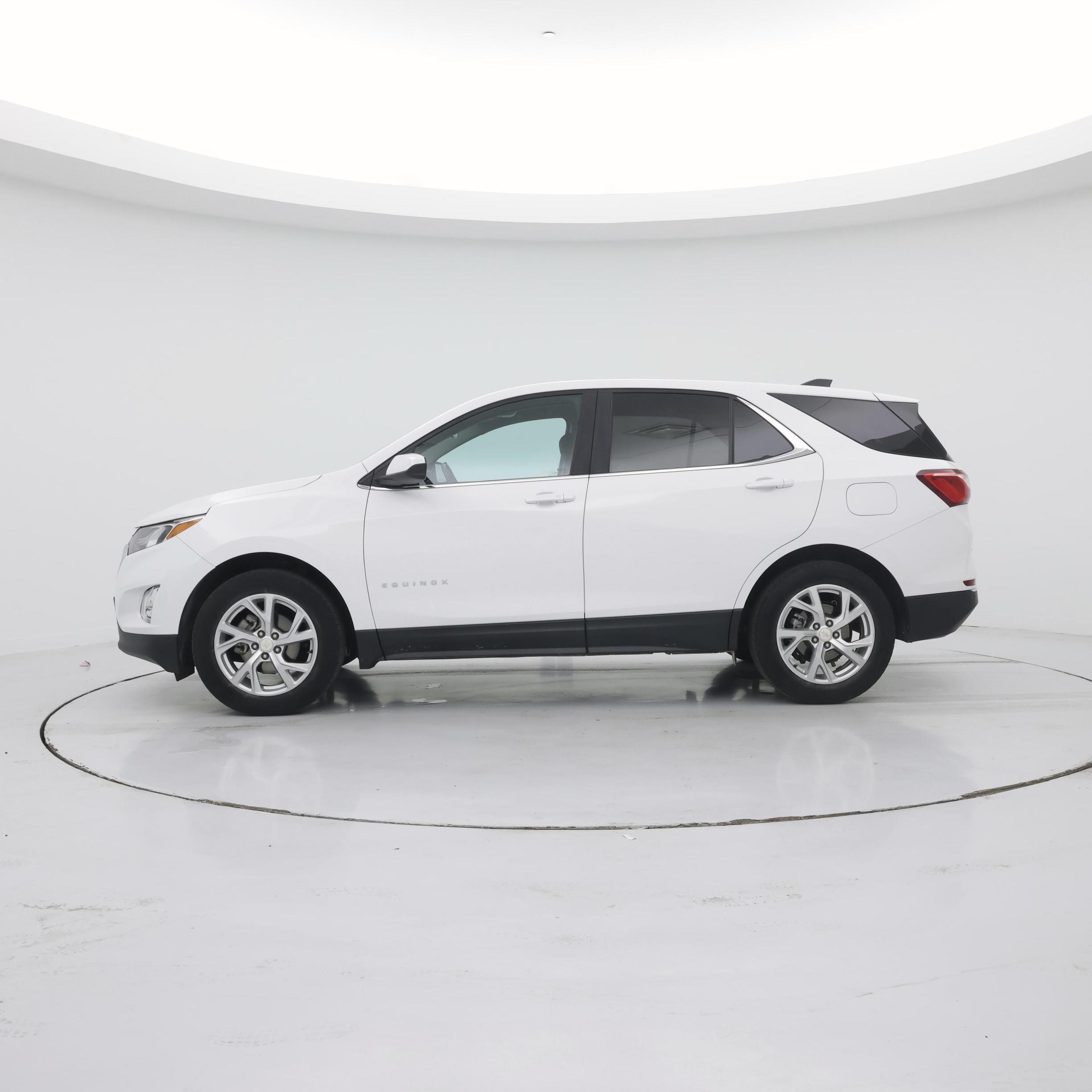 Thumbnail: 2021 Chevrolet Equinox - 3