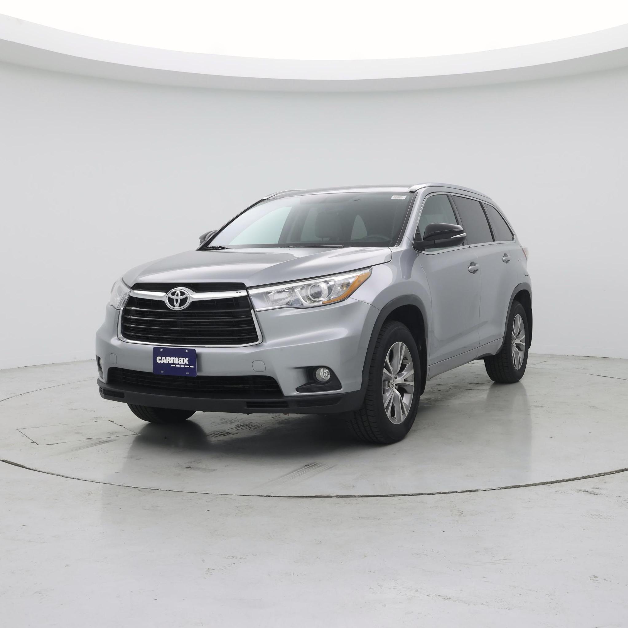 Thumbnail: 2015 Toyota Highlander - 4