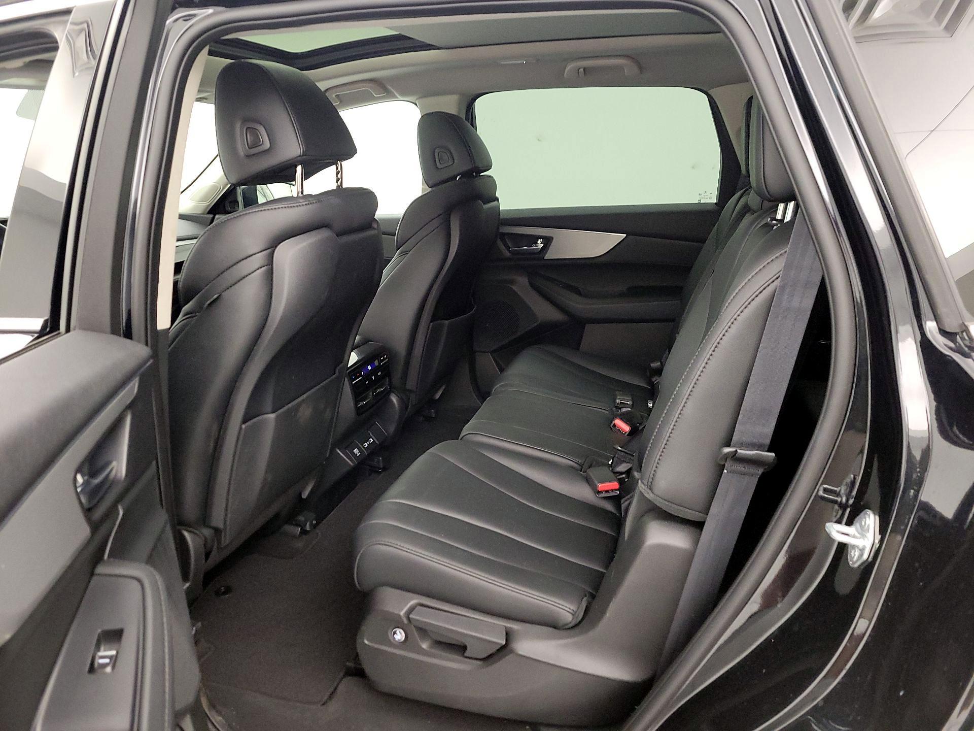 Thumbnail: 2024 Acura MDX - 20