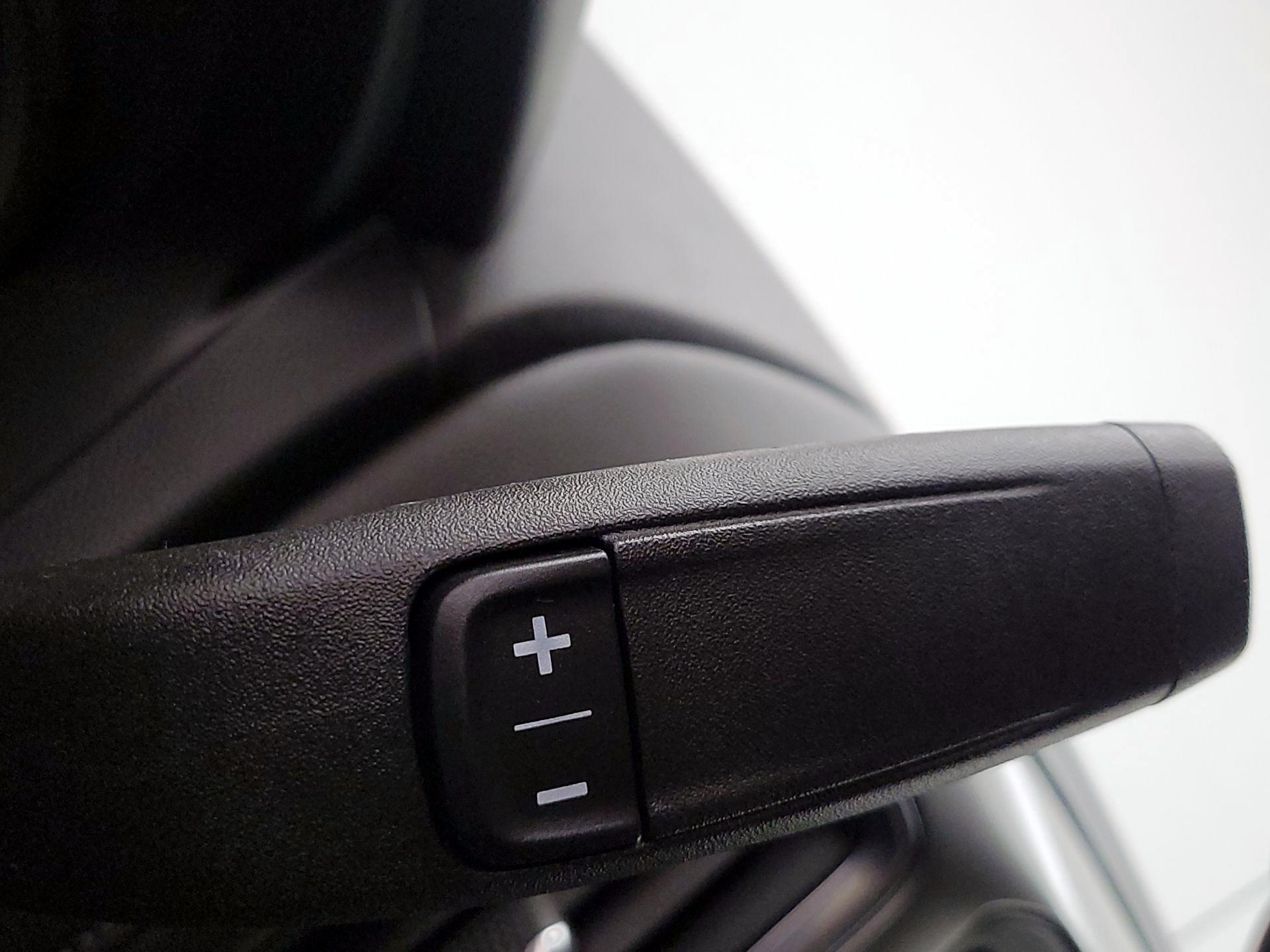 Thumbnail: 2022 Chevrolet Silverado 1500 - 17