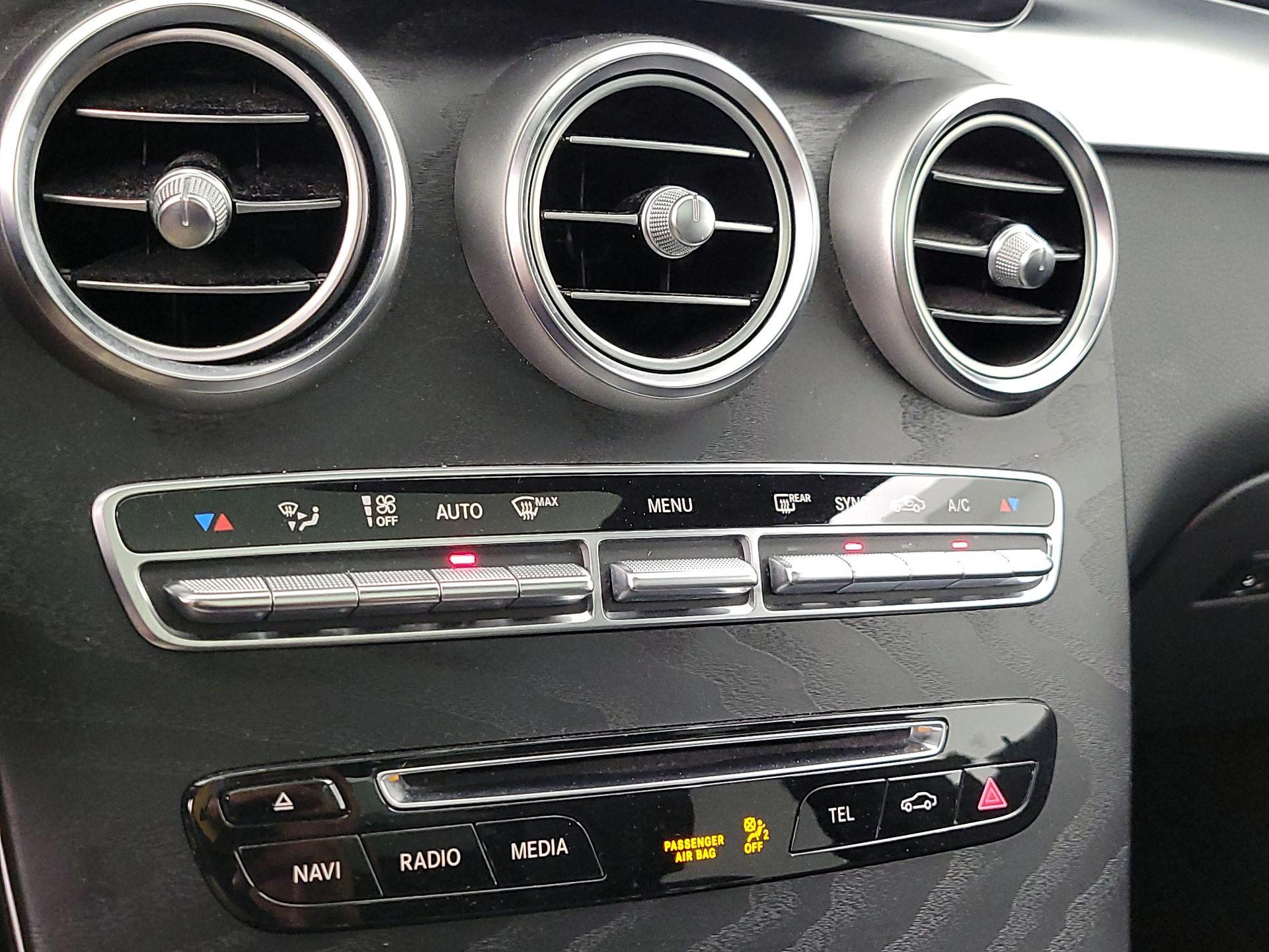 Thumbnail: 2018 Mercedes-Benz GLC - 17