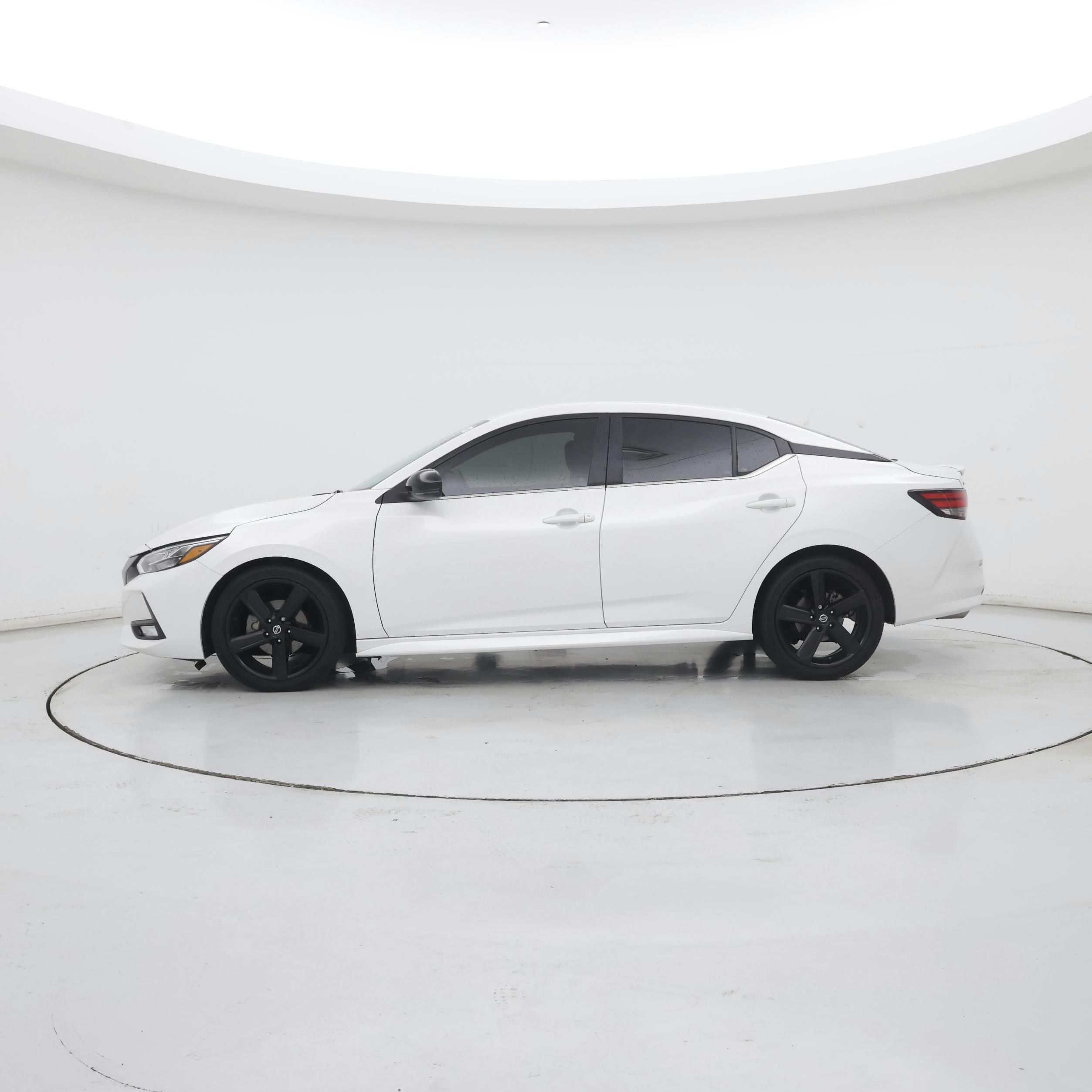 Thumbnail: 2022 Nissan Sentra - 3