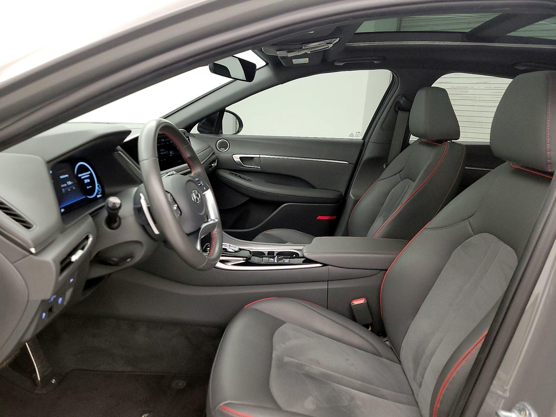 Thumbnail: 2022 Hyundai Sonata - 11