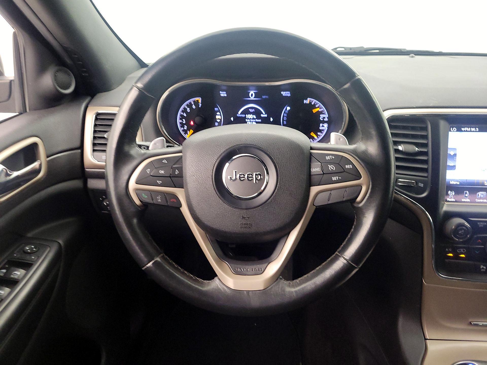 Thumbnail: 2015 Jeep Grand Cherokee - 10