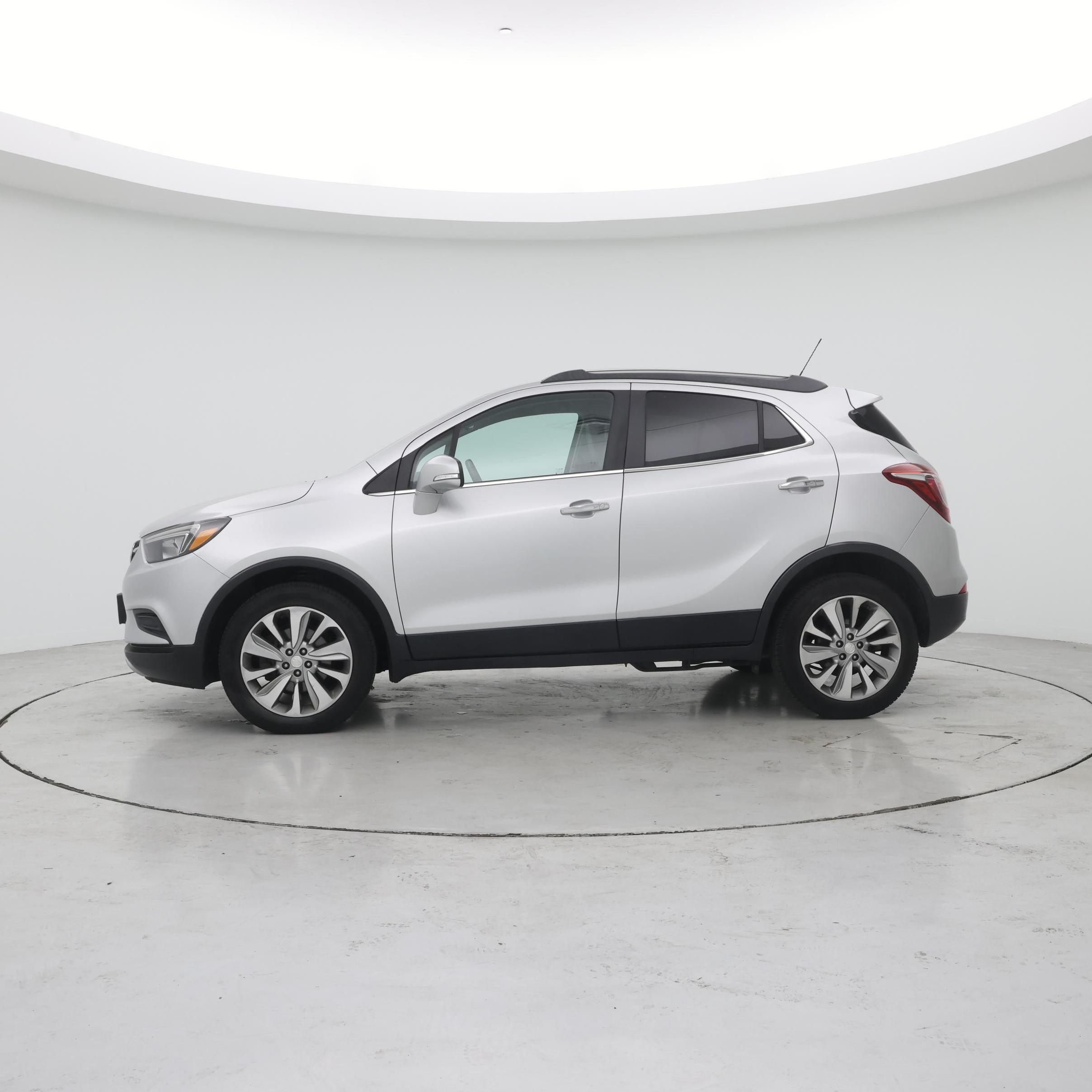 Thumbnail: 2017 Buick Encore - 3