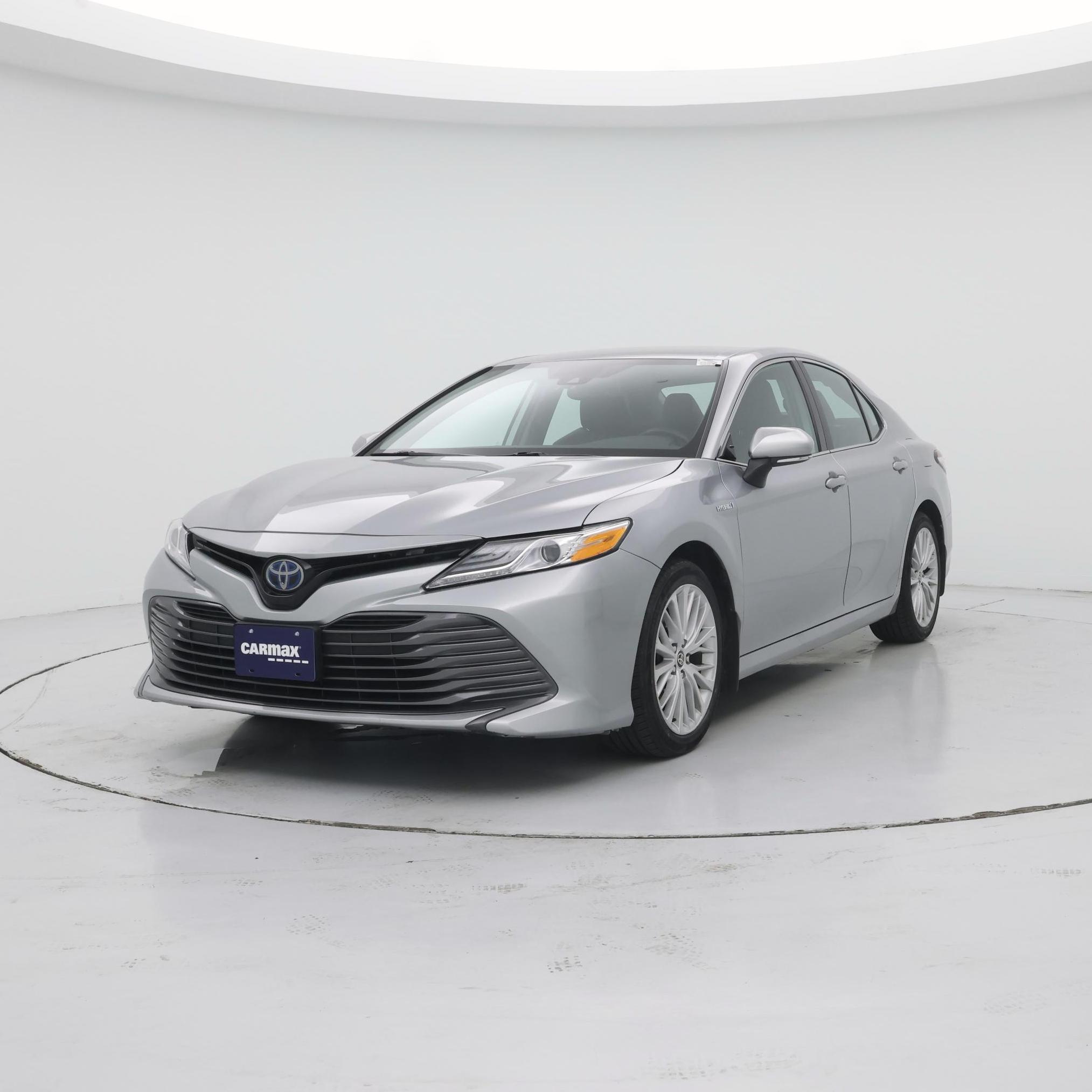 Thumbnail: 2020 Toyota Camry - 4