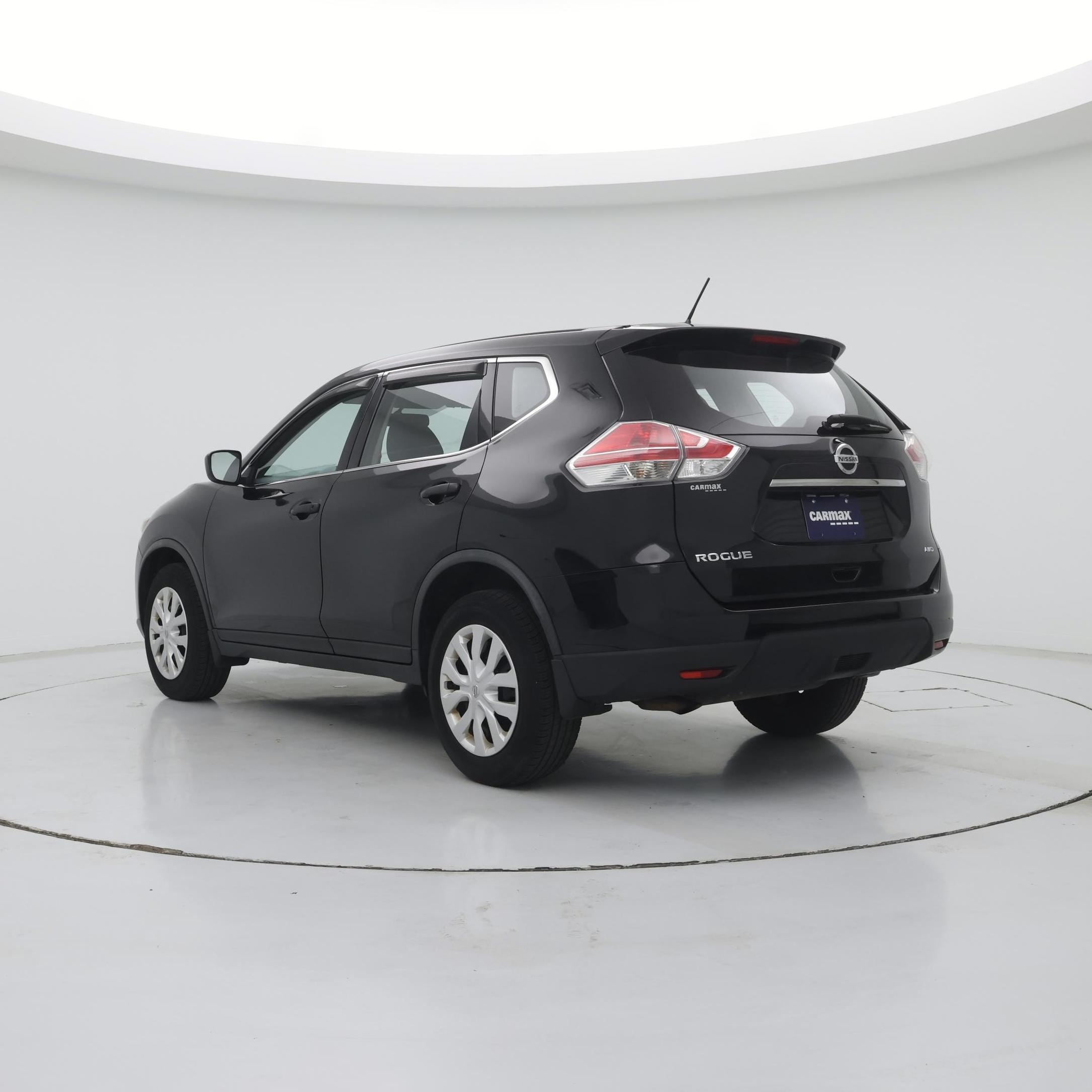 Thumbnail: 2016 Nissan Rogue - 2